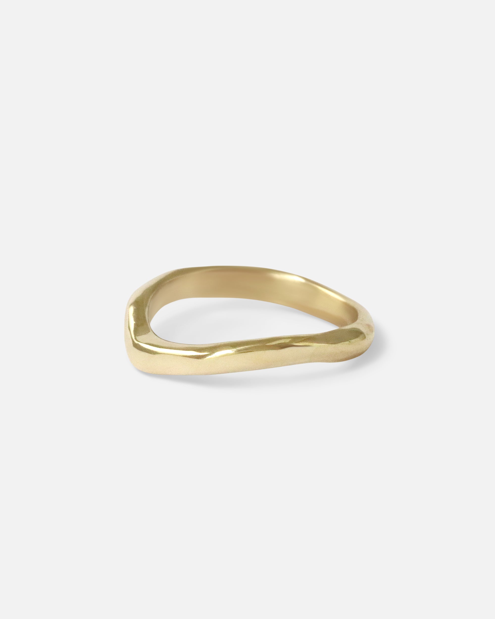 Side view of Root Curve Band by Kestrel Dillon in 14k yellow gold