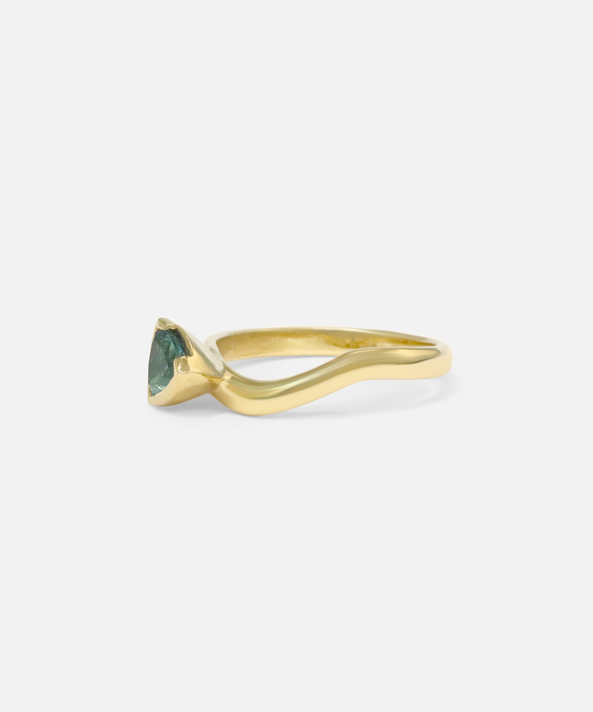 Front view of Dyad Curve Ring / Apatite by Joko