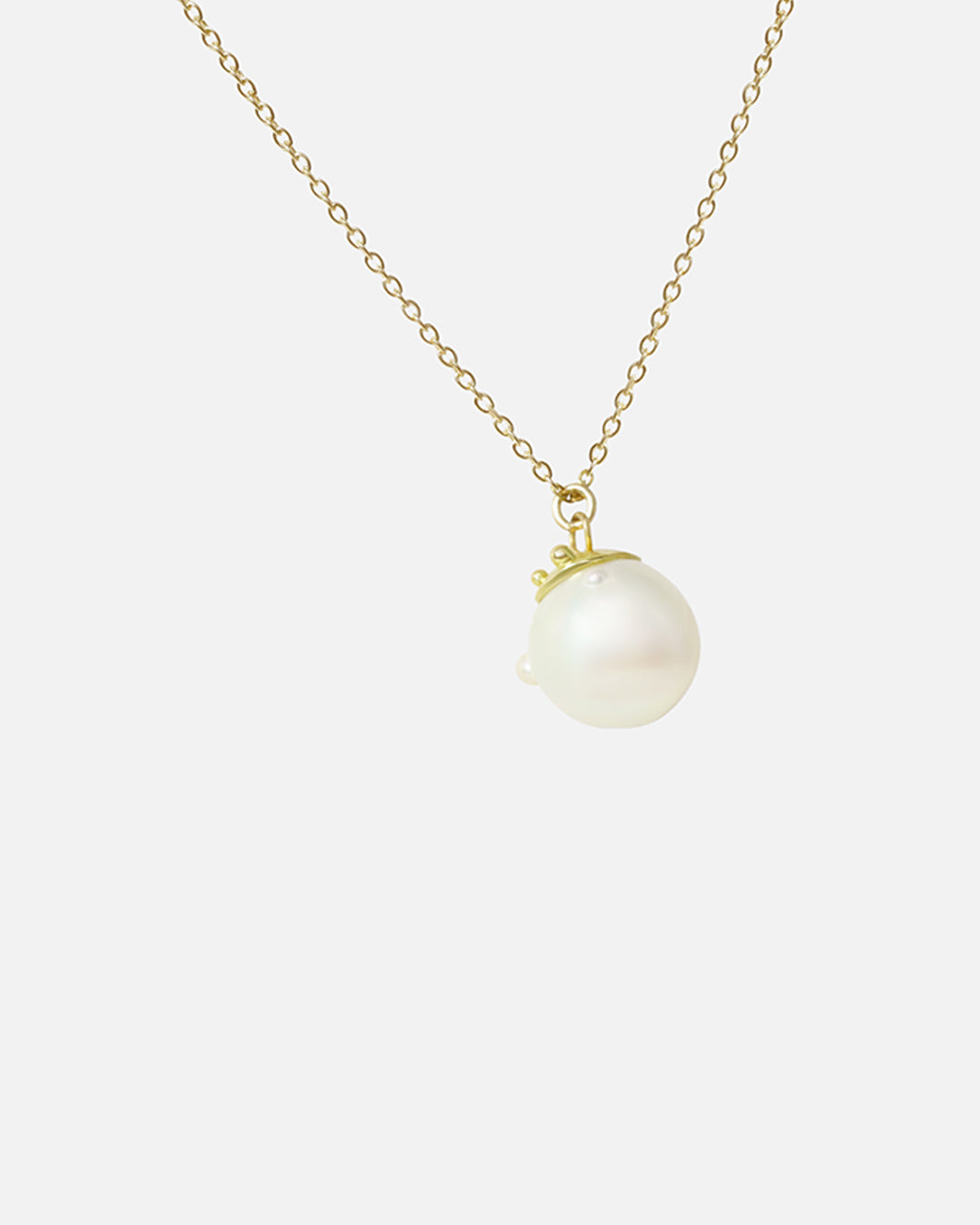 Side view of Umi / Dotted Pendant
