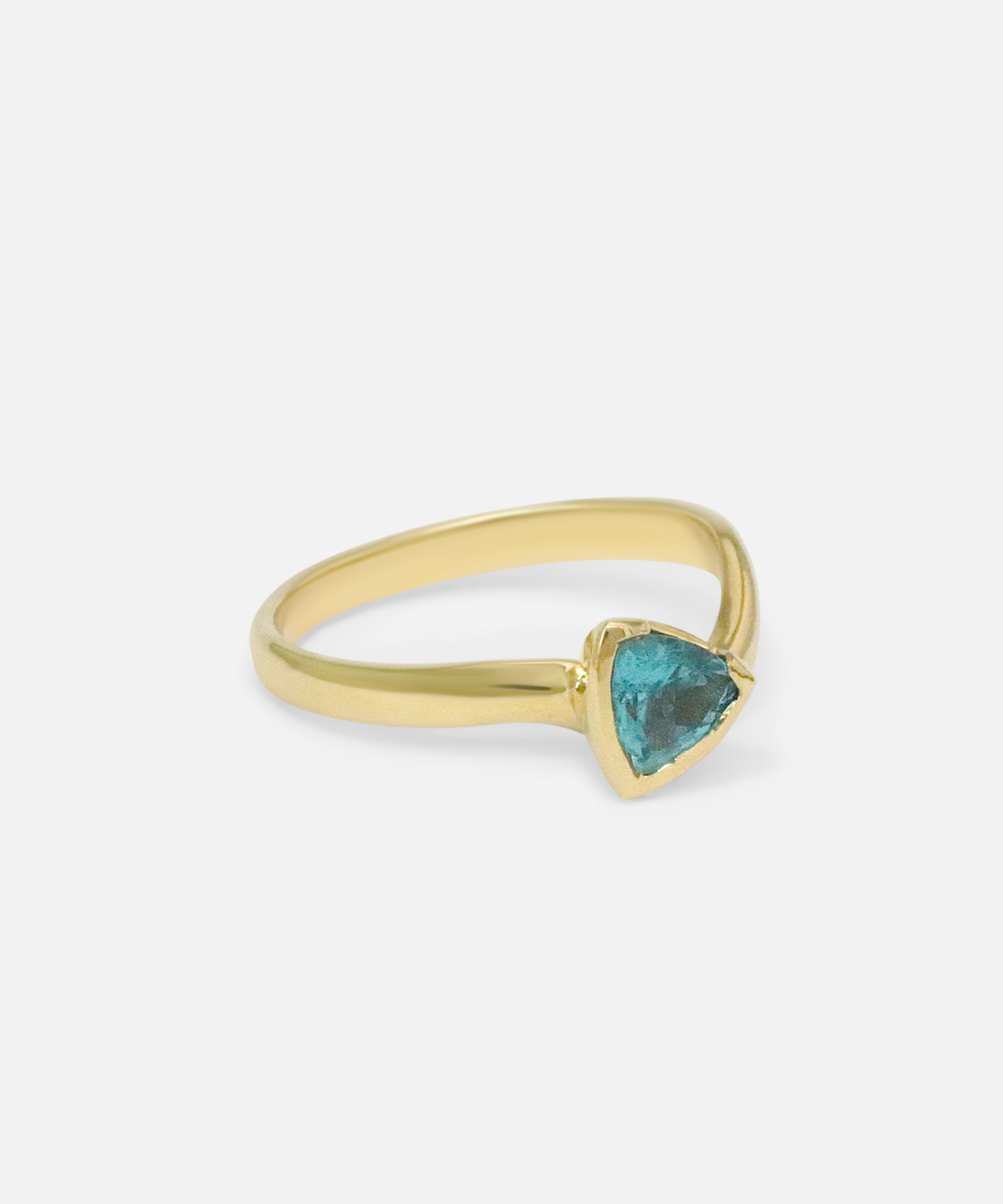 Side view of Dyad Curve Ring / Apatite by Joko