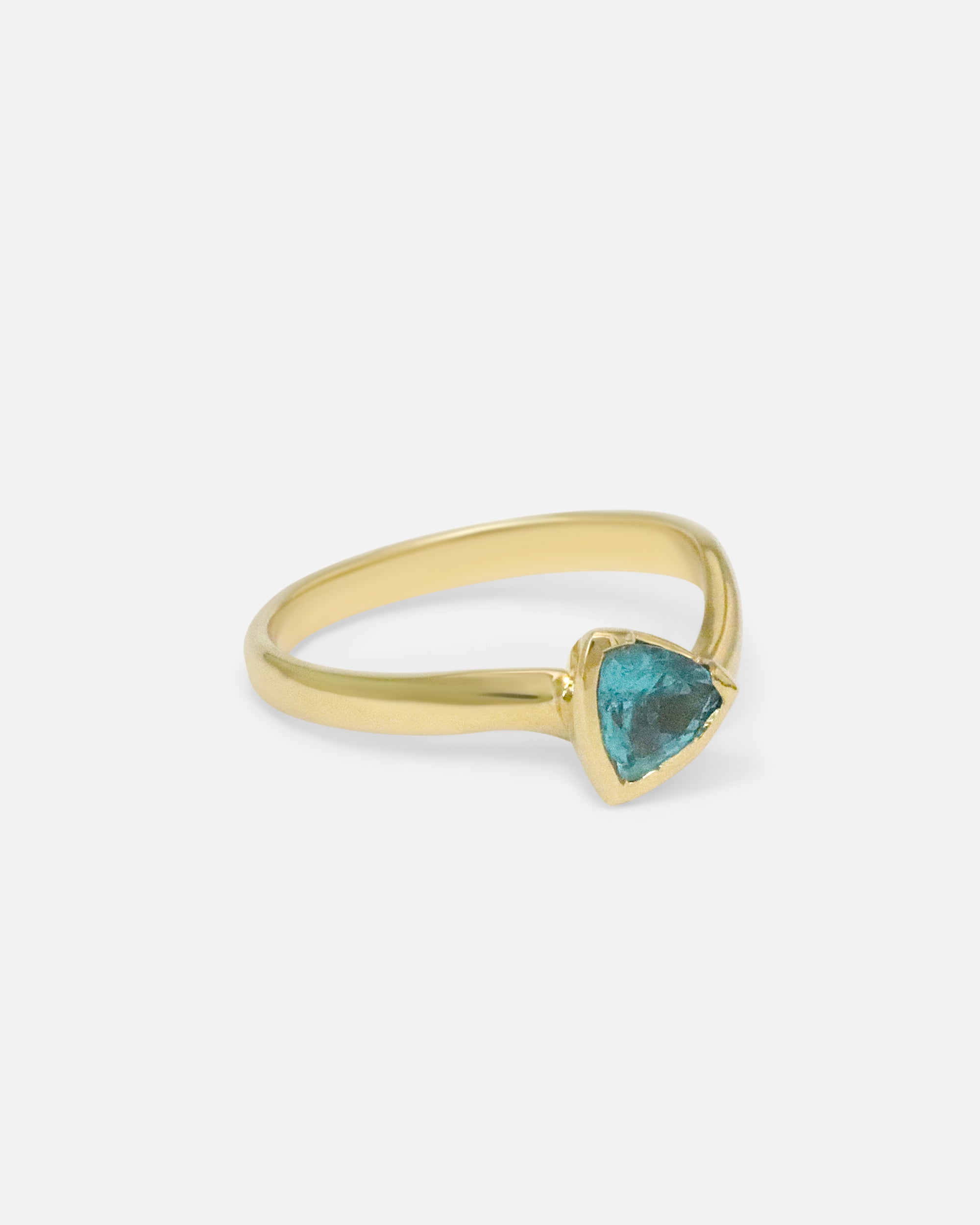 Side view of Dyad Curve Ring / Apatite by Joko