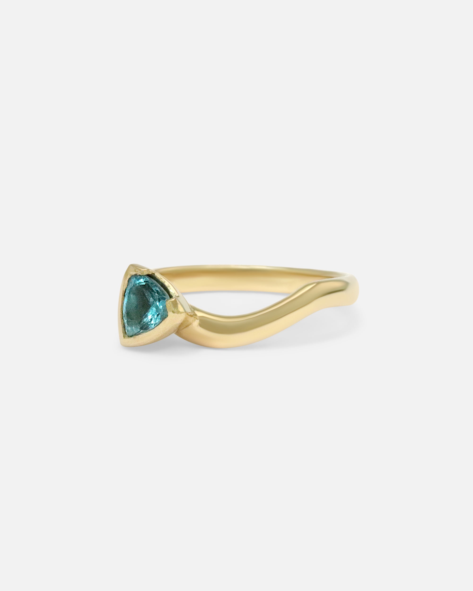 Alternative view of Dyad Curve Ring / Apatite by Joko