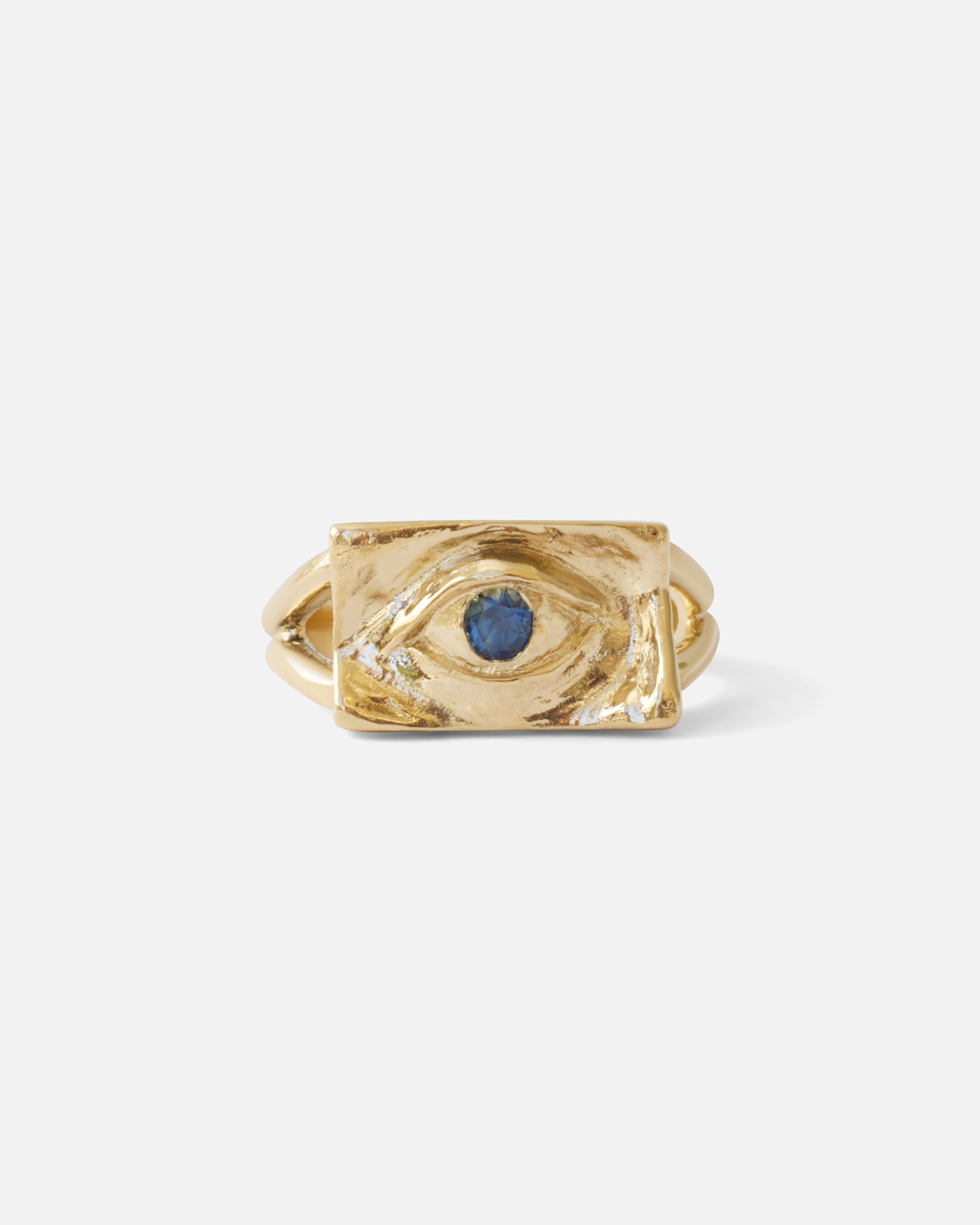 Intagliaux / Blue Sapphire Ring By Alfonzo