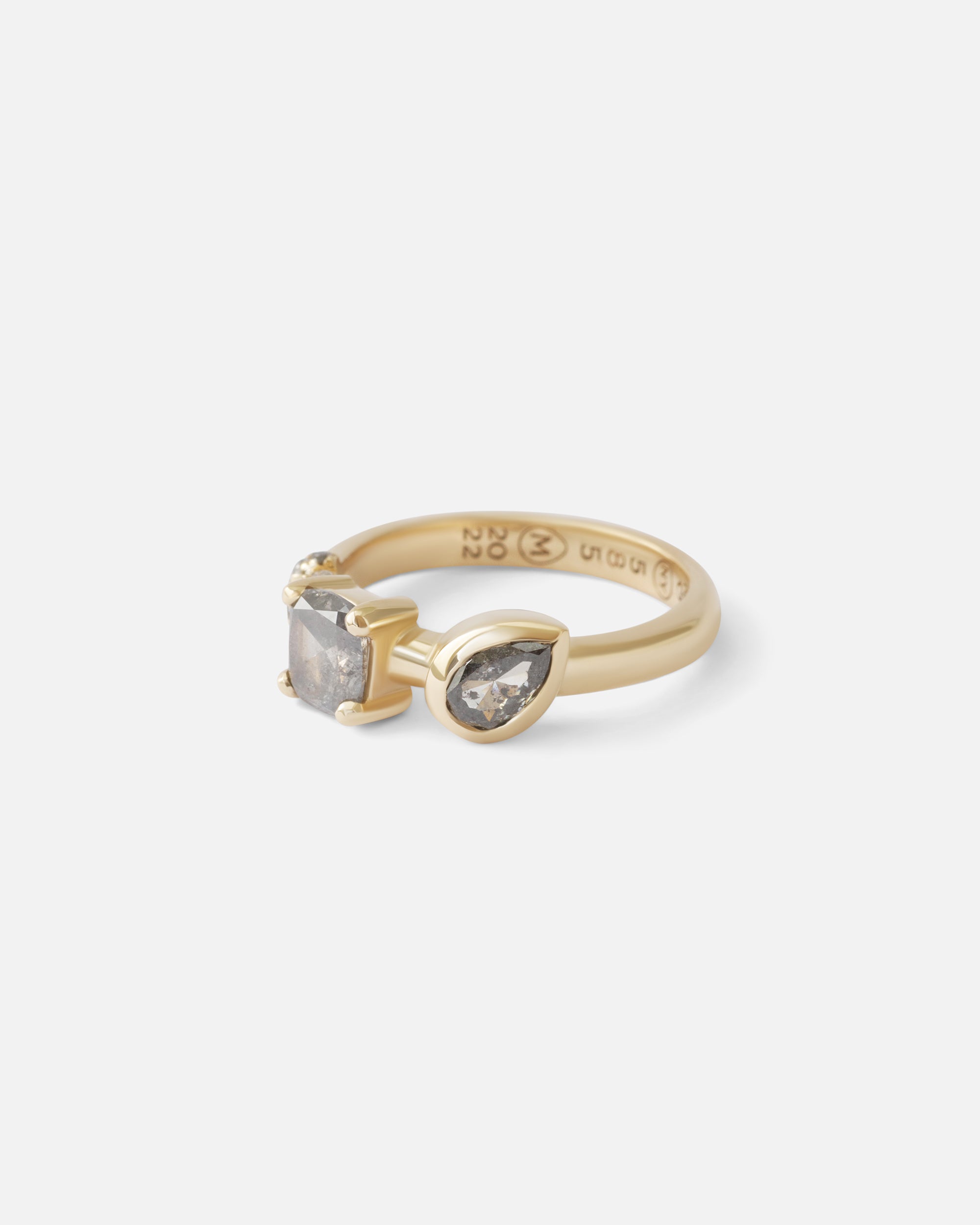 Nebula / Diamond II Ring By Alfonzo