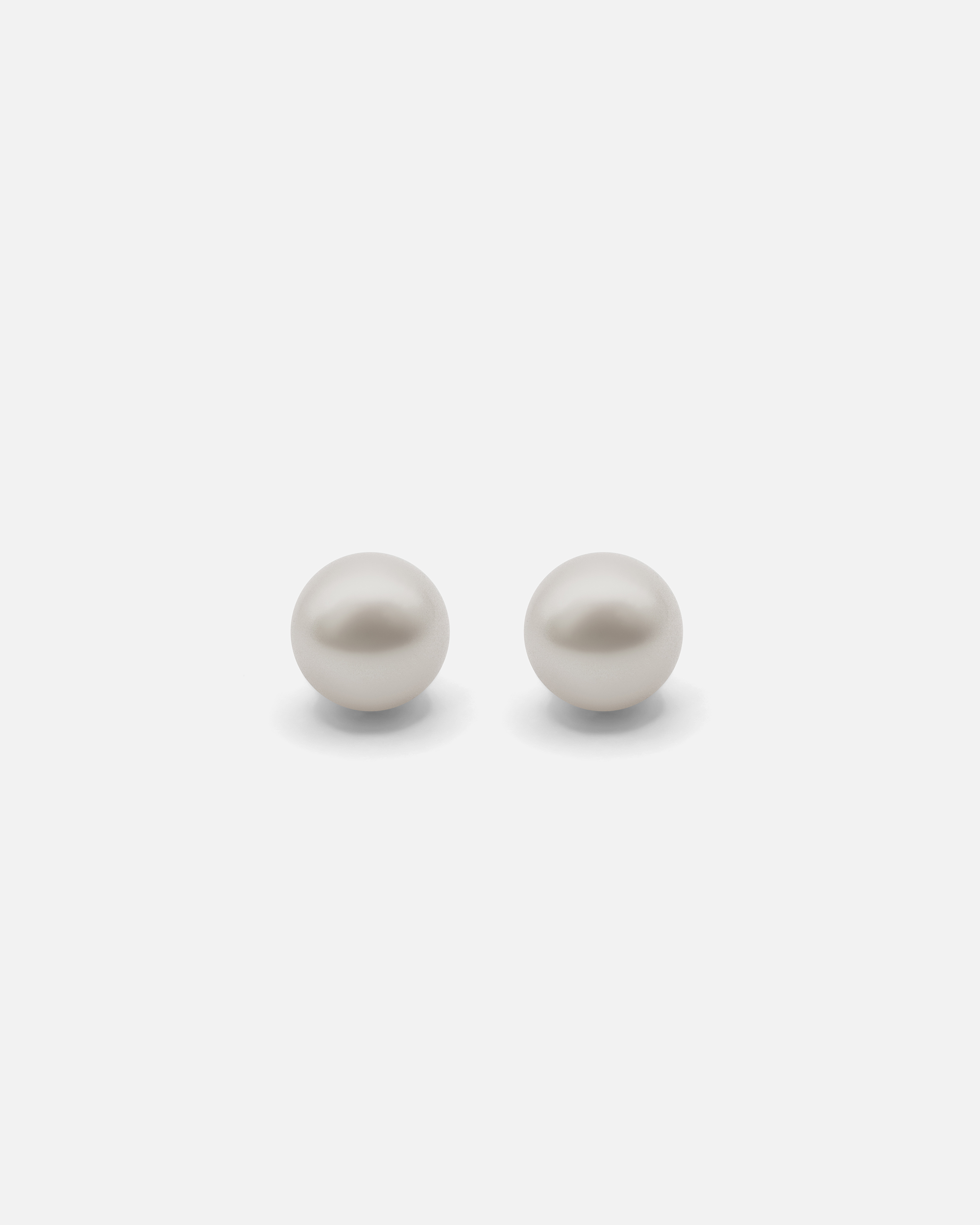 Front view of Umi / White Fresh Water Pearl Studs