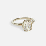 Side view of Dew 39 / Cushion Diamond Ring by Hiroyo