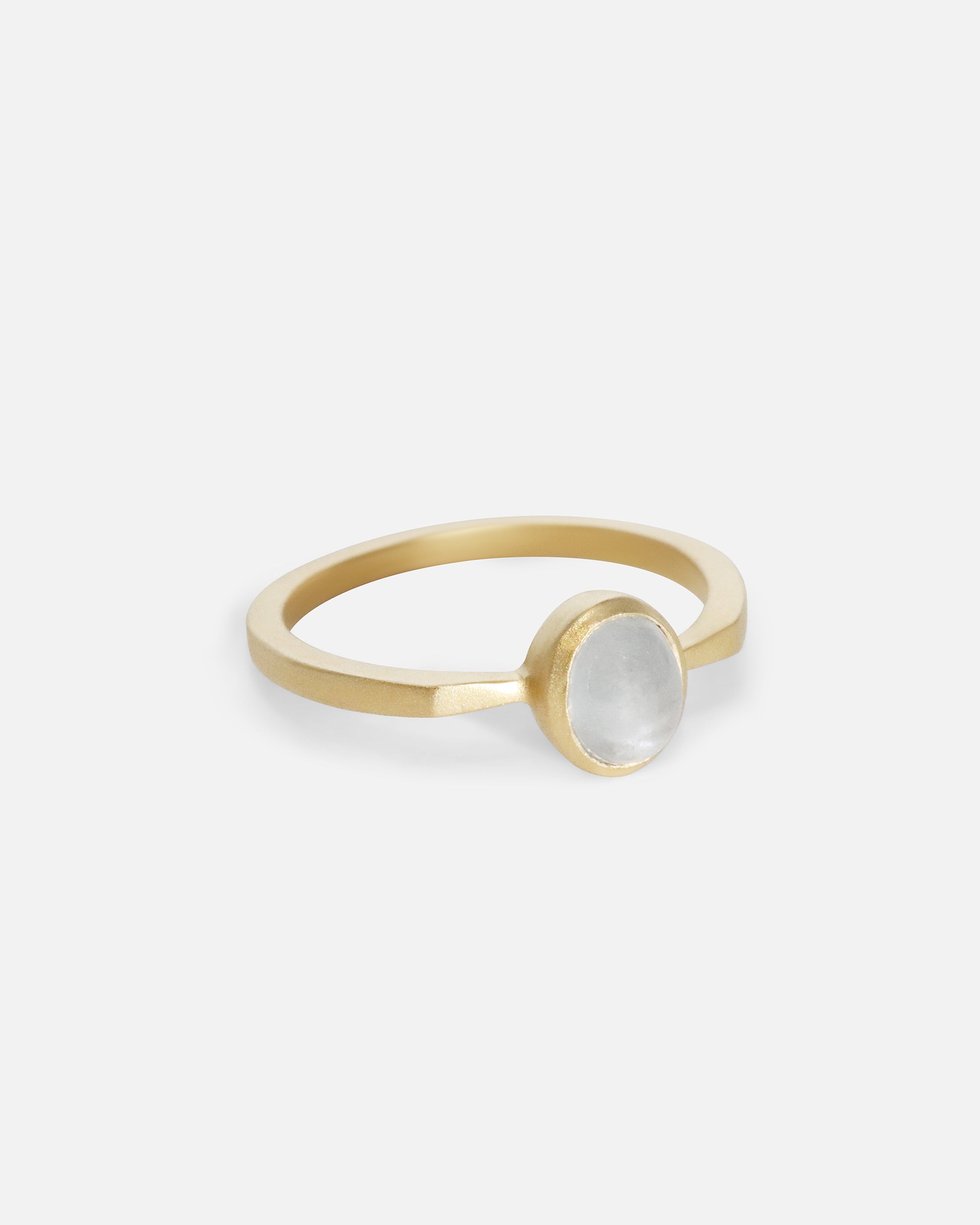 Side view of Free Form Pebble Ring by Hiroyo