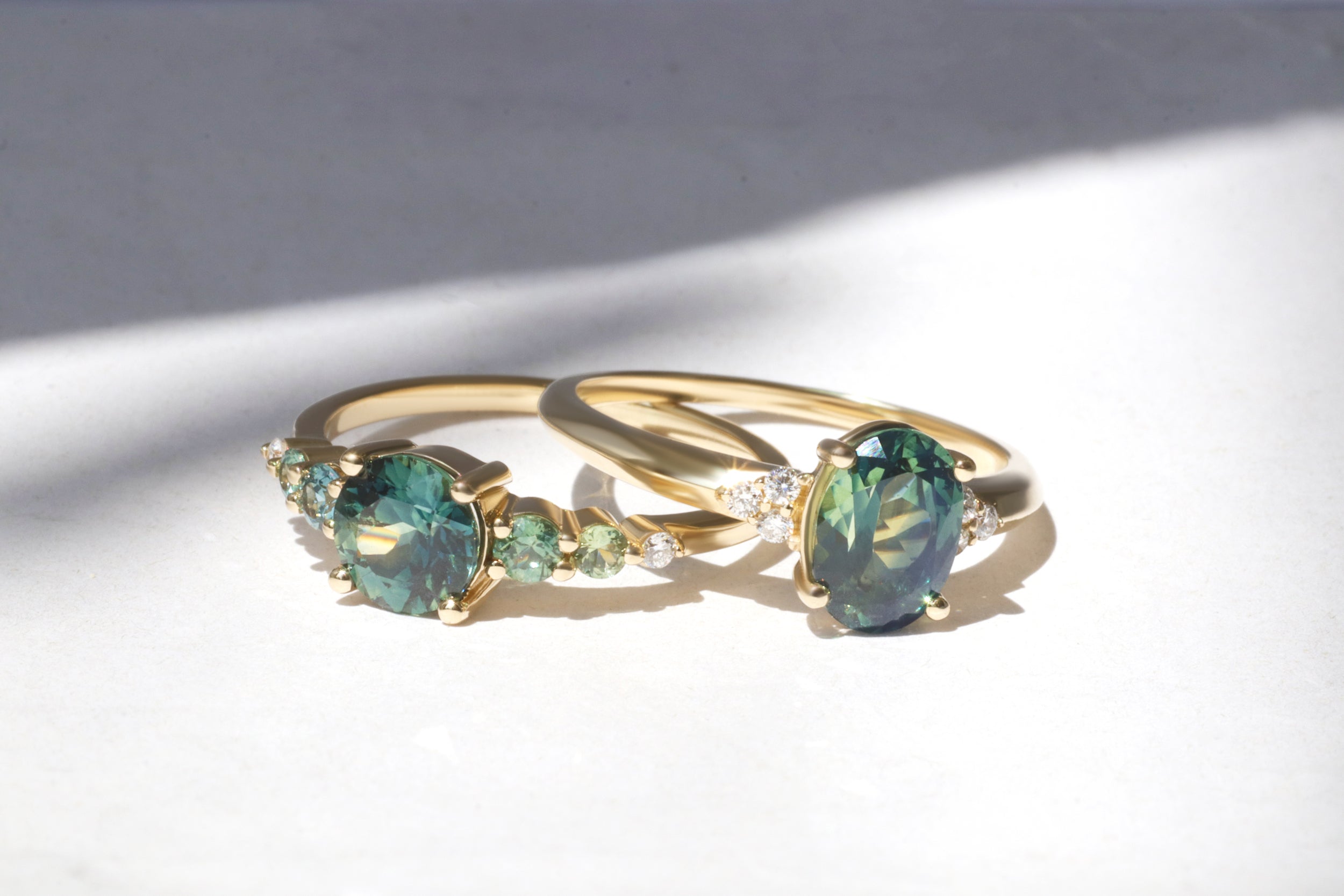 Poppy / Sapphire Gradient Ring By Casual Seance