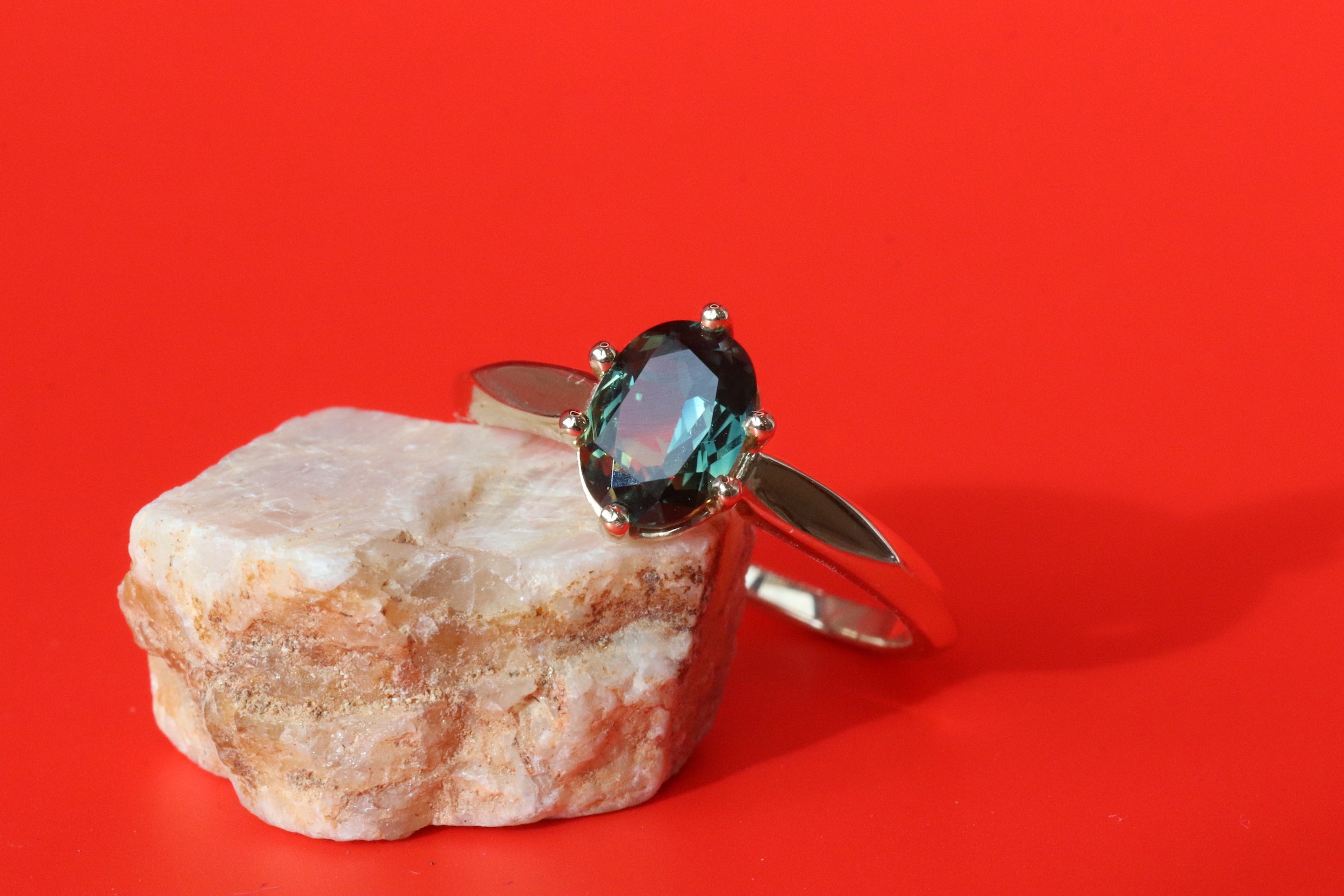 Leigh / Oval Sapphire Ring By Casual Seance