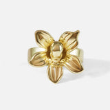 Front view of Fleur D'Enfer / Small Ring