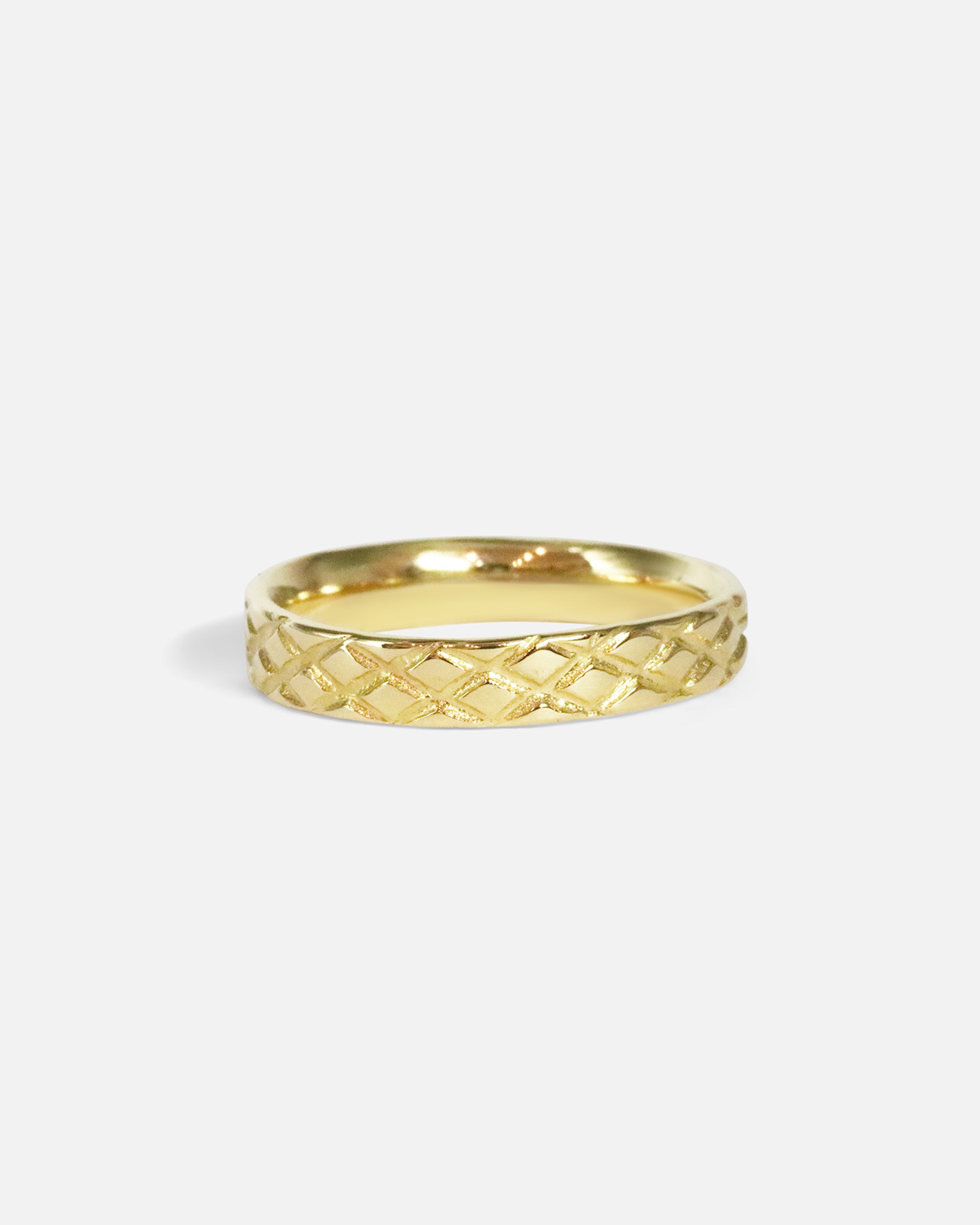 Front view of Harlequin Band in 14k yellow gold by Ides