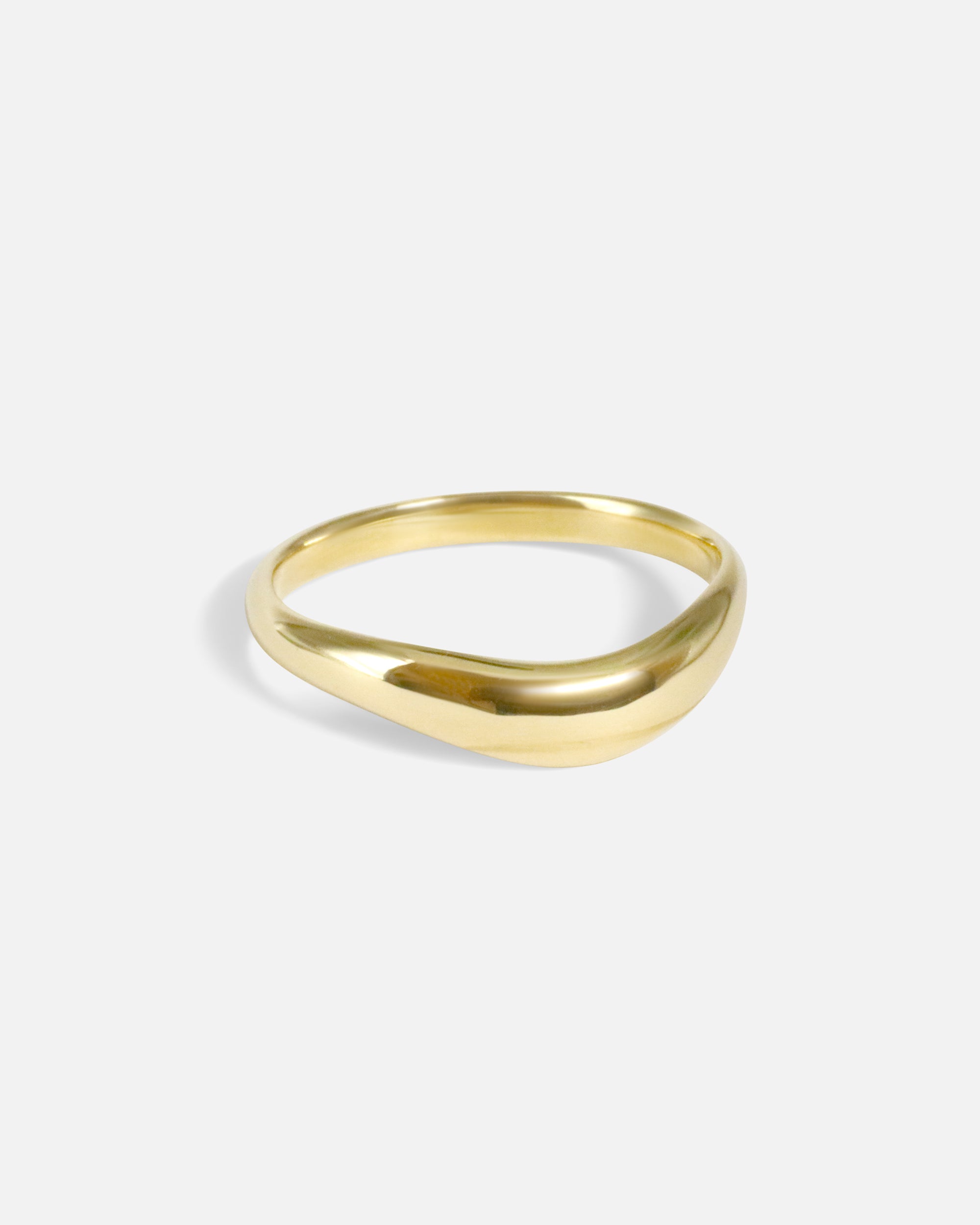 Side view of Wide Curve Band by Joko