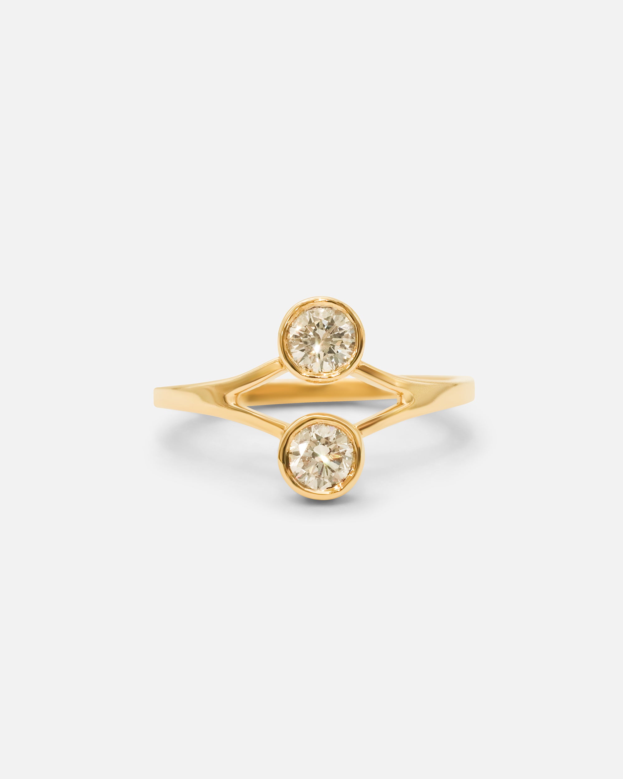 Front view of Diamond Mirror Ring by Nishi