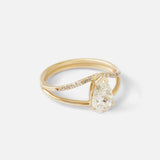 Rhea / Pear By Ruoria