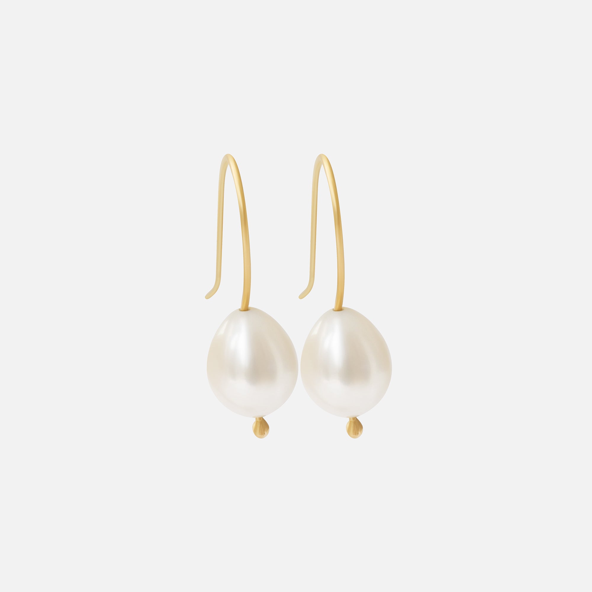 White Pearl / Drop Earrings By Tricia Kirkland
