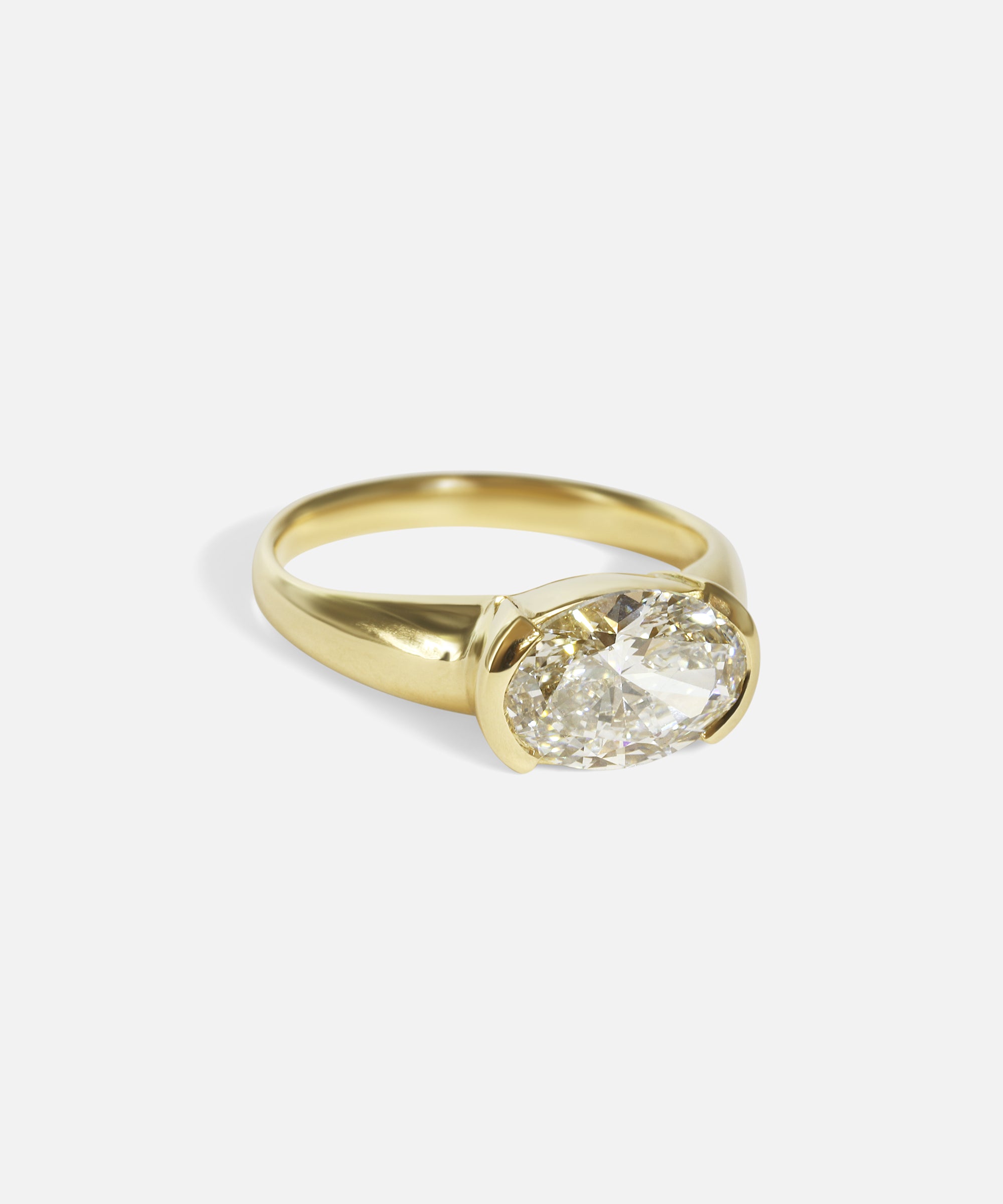Side view of Chalice Ring / Lab Diamond in 18k yellow gold by Joko