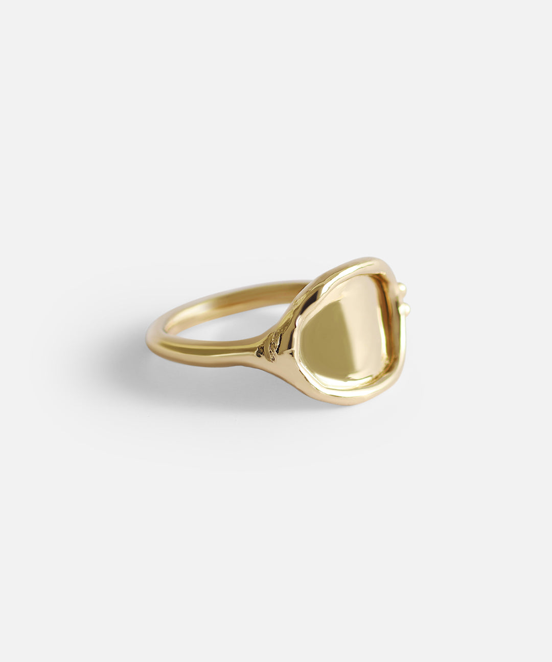 Side view of Reflection Ring I