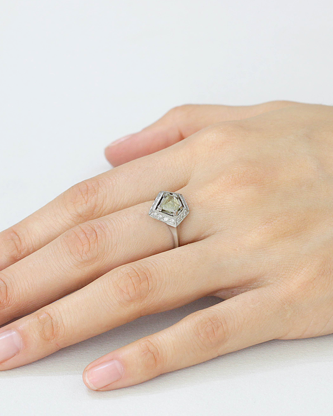 Geo Halo / 0.70ct By Hiroyo