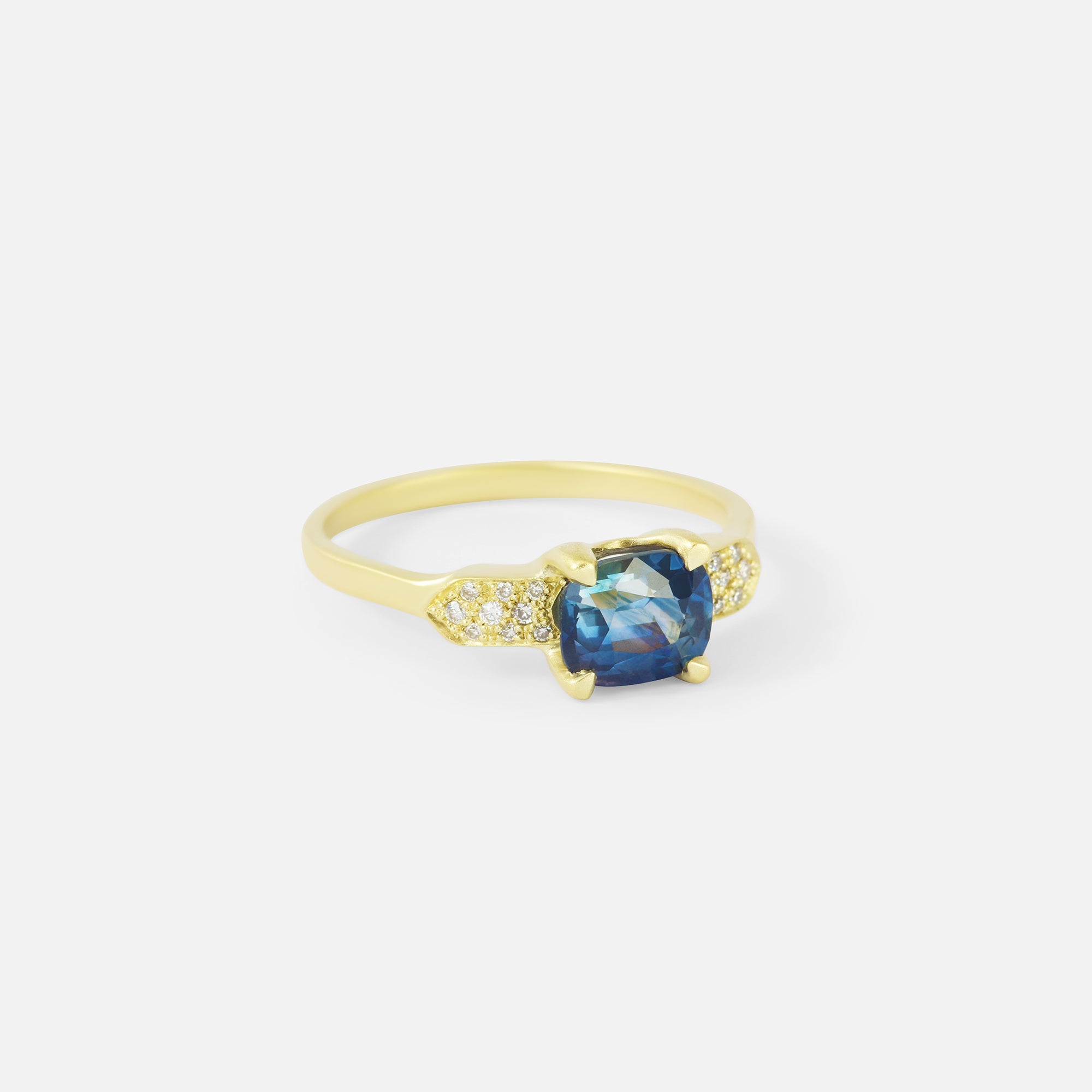 Lin Ring / Blue Purple Sapphire By Hiroyo