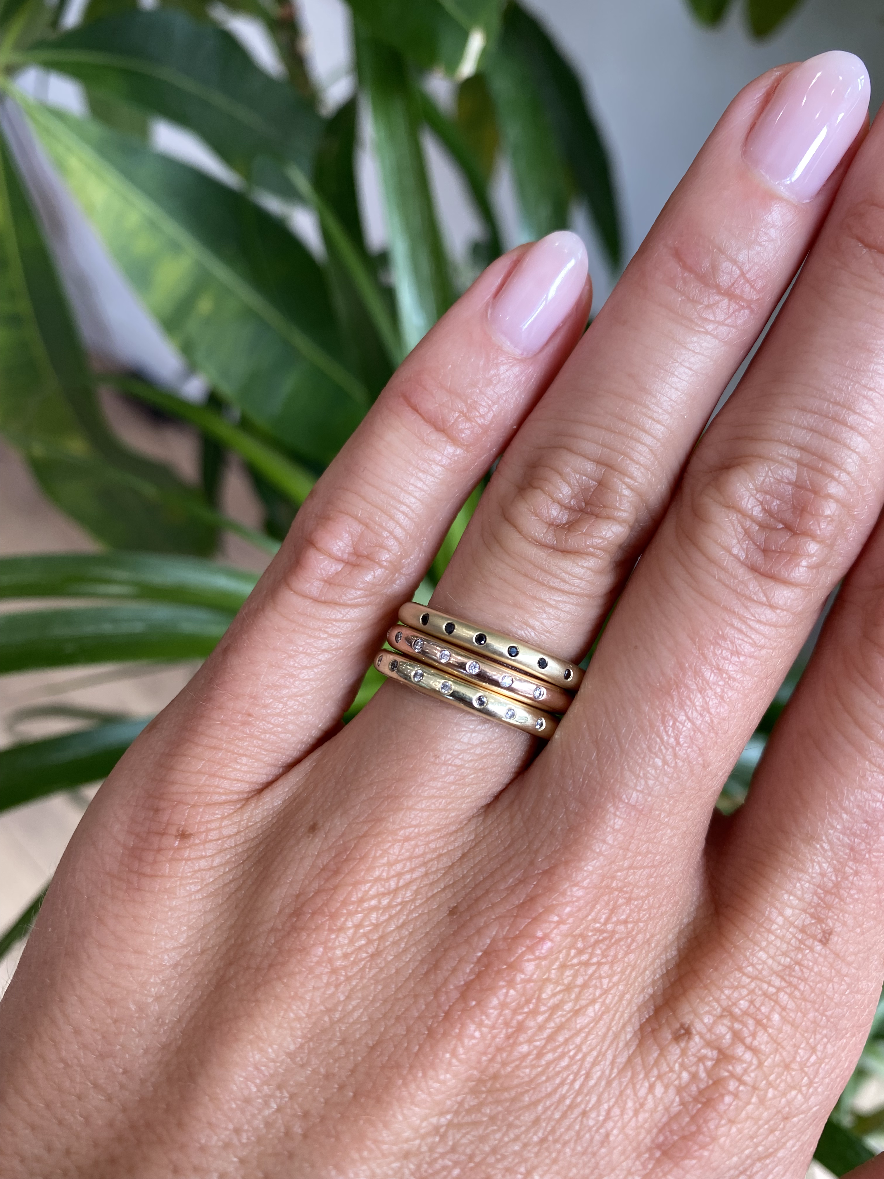 Round Band / Flush 8 White Diamonds By fitzgerald jewelry