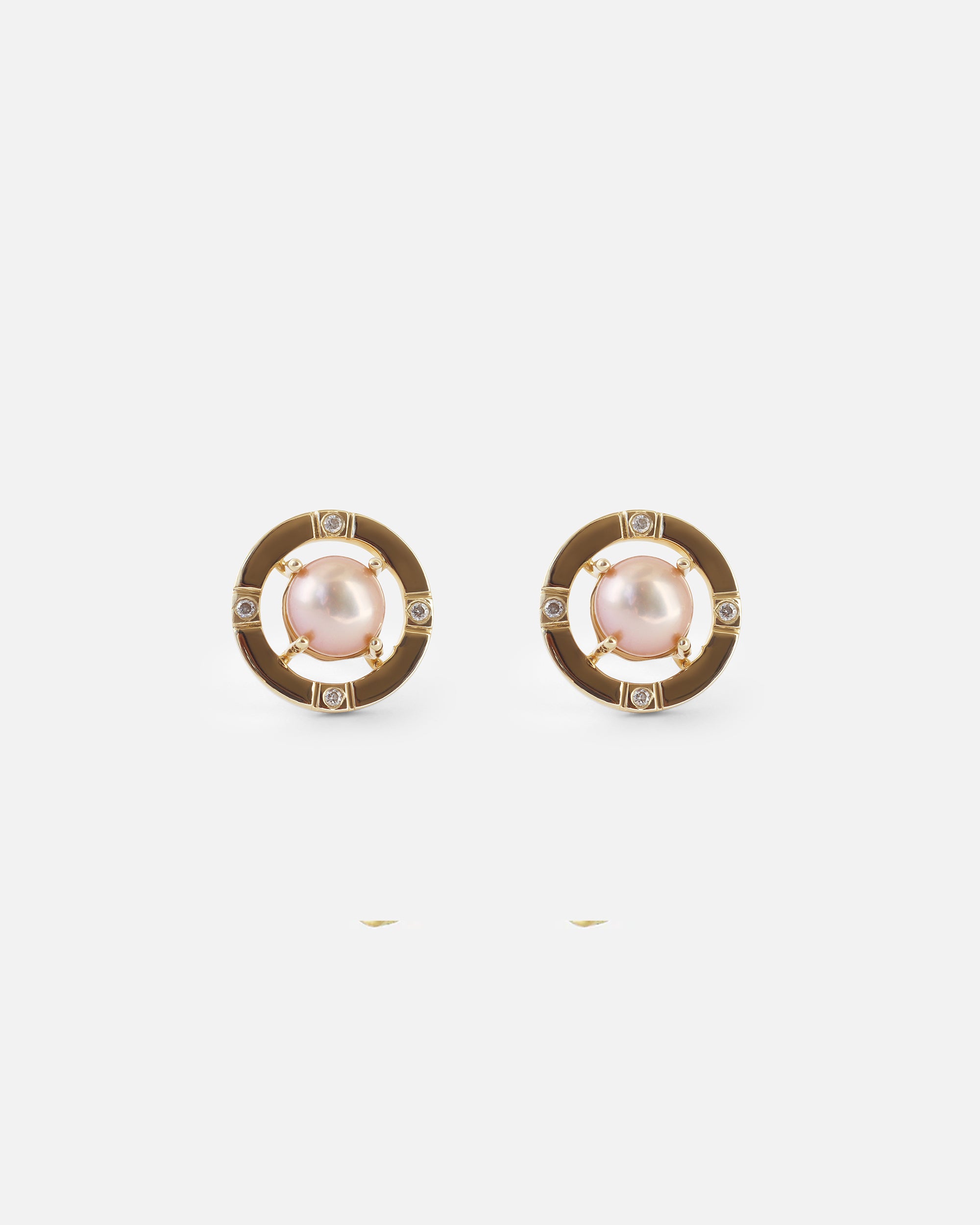 Galaxy / 5.5mm Pearl Studs By Ruoria