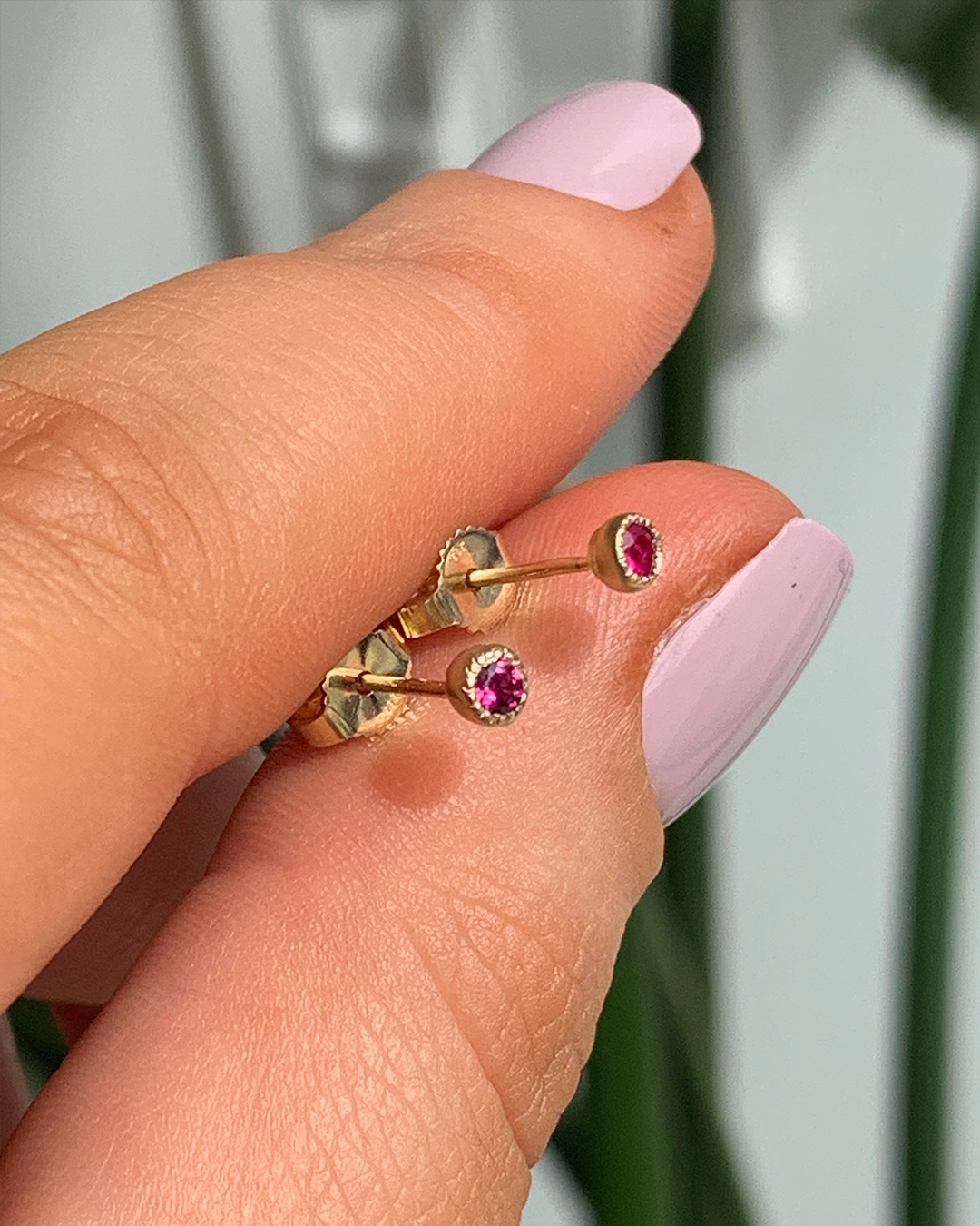 Melee Ball / Ruby Studs By Hiroyo