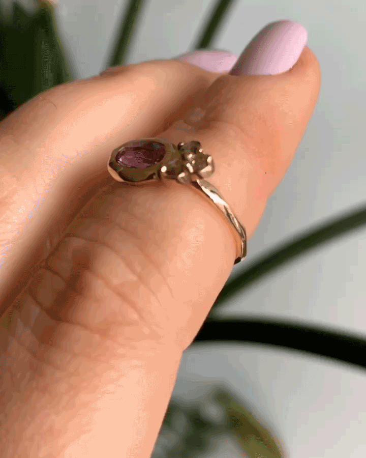 Pebble Ring / Rose Cut Sapphire By Hiroyo