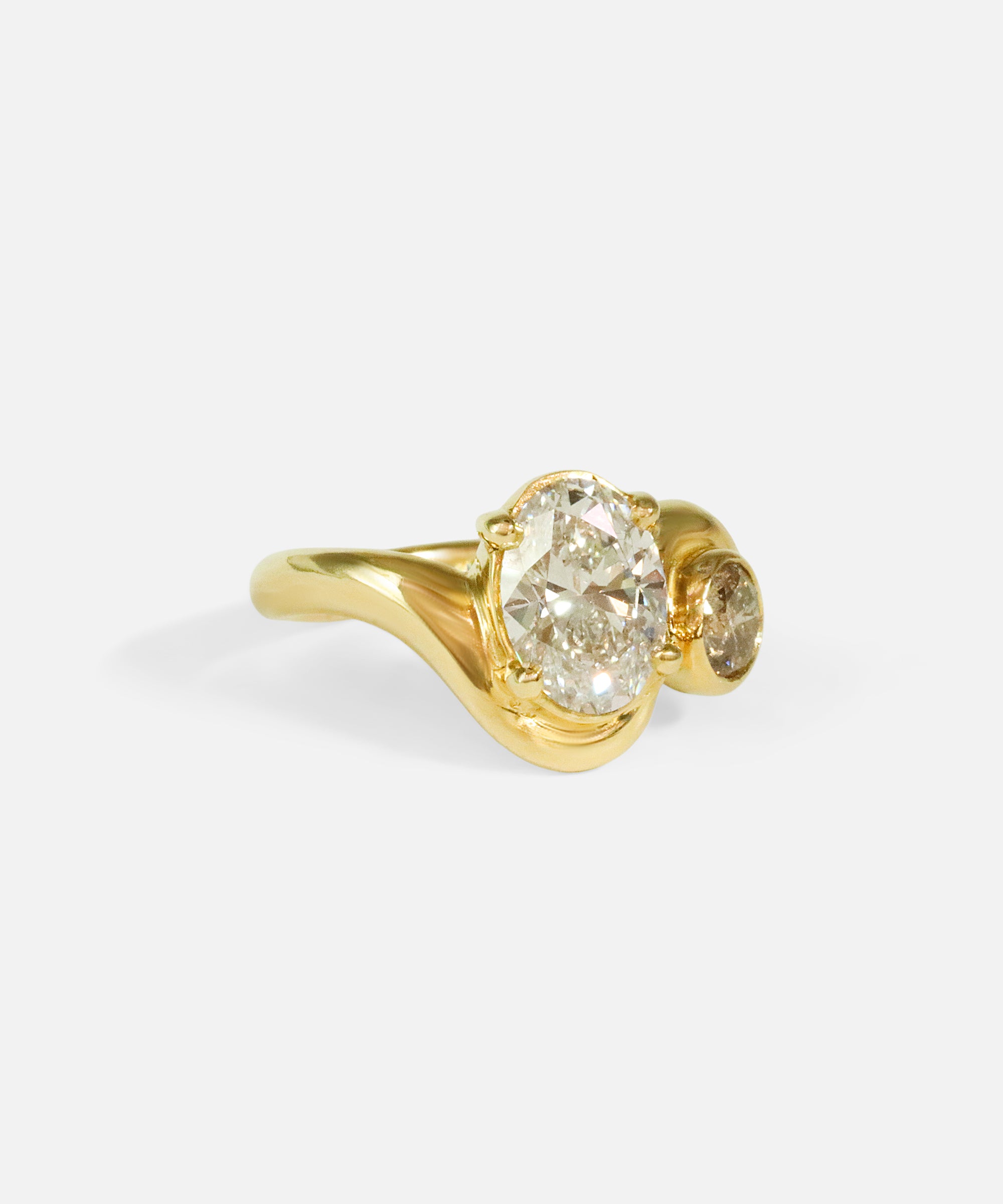Side view of Dip Toi et Moi Ring / White & Champagne Diamond by Kestrel Dillon