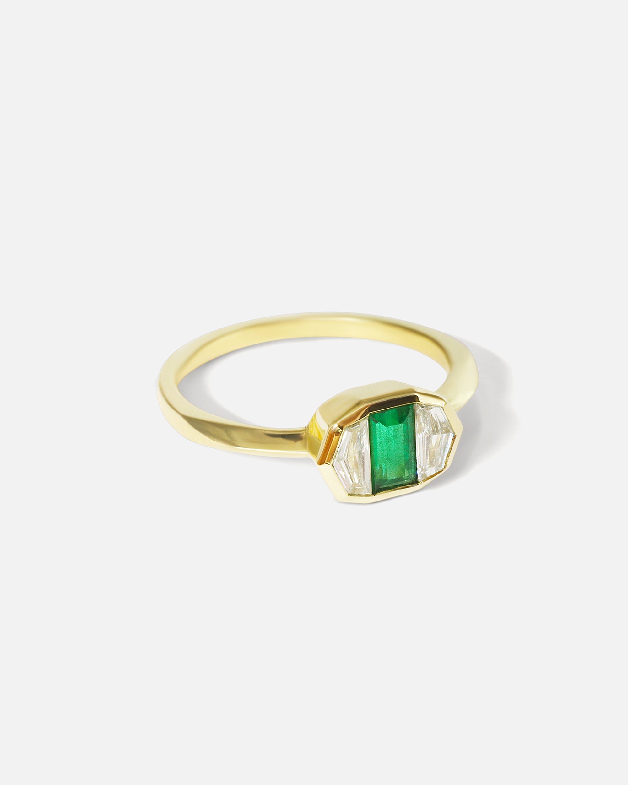 Side view of Three Wishes / Cadillac Ring