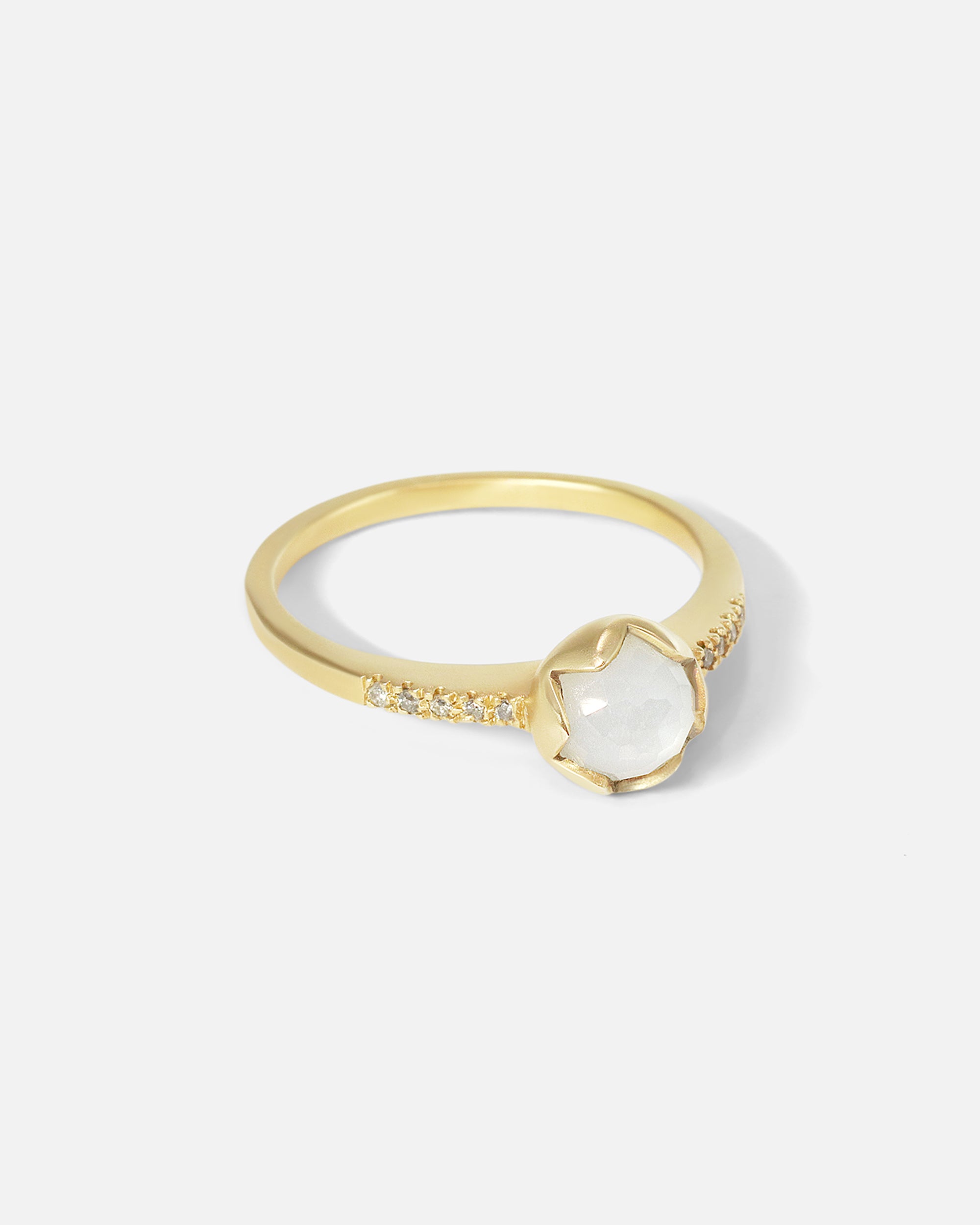 Side view of Pave 6mm / Milky Moonstone