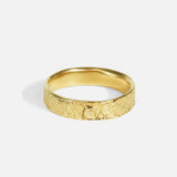 Side view of Petra Band in 14k yellow gold by Ides