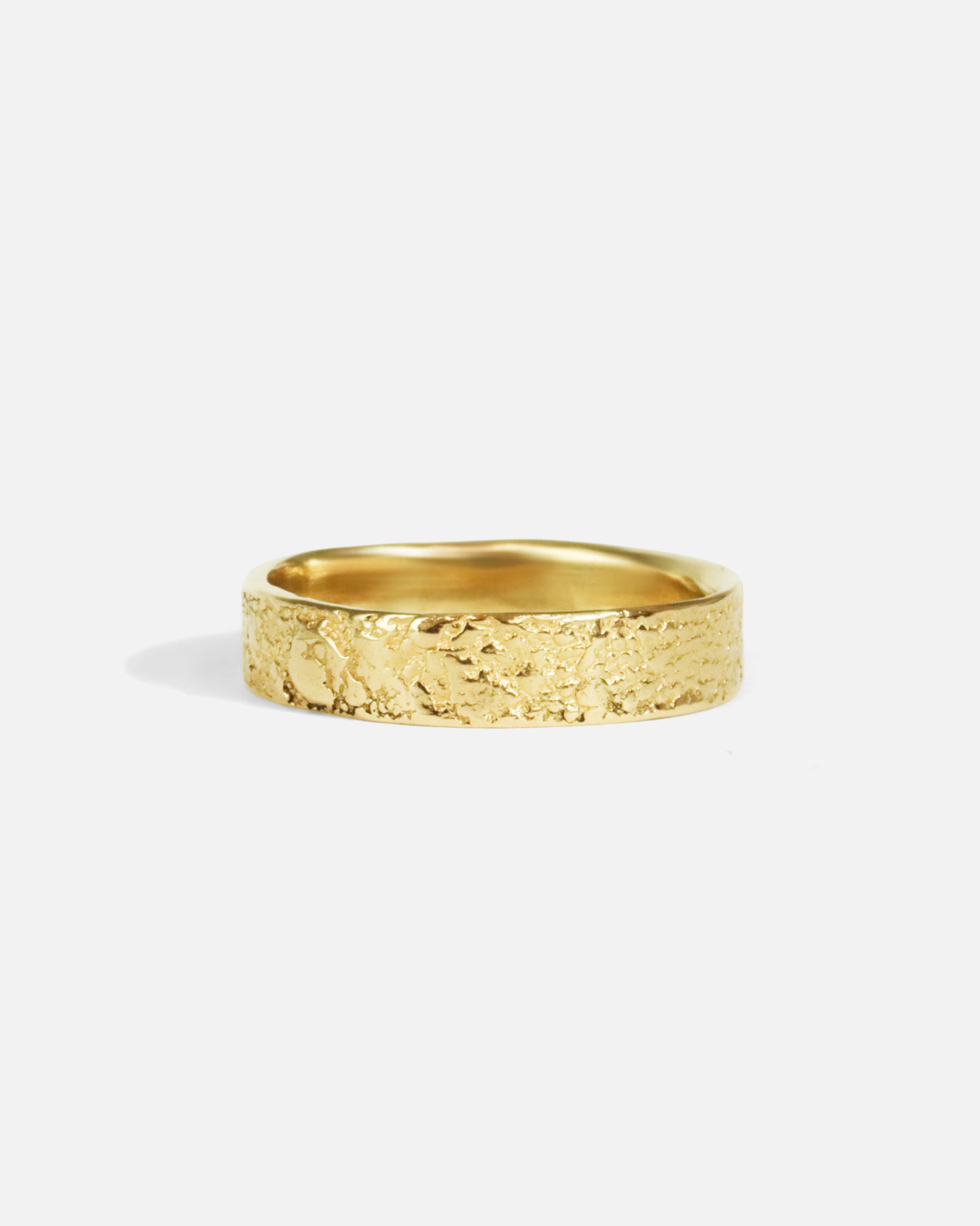 Front view of Petra Band in 14k yellow gold by Ides