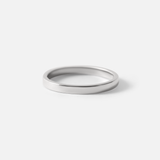 Side view of Flat Band / 2mm in Platinum