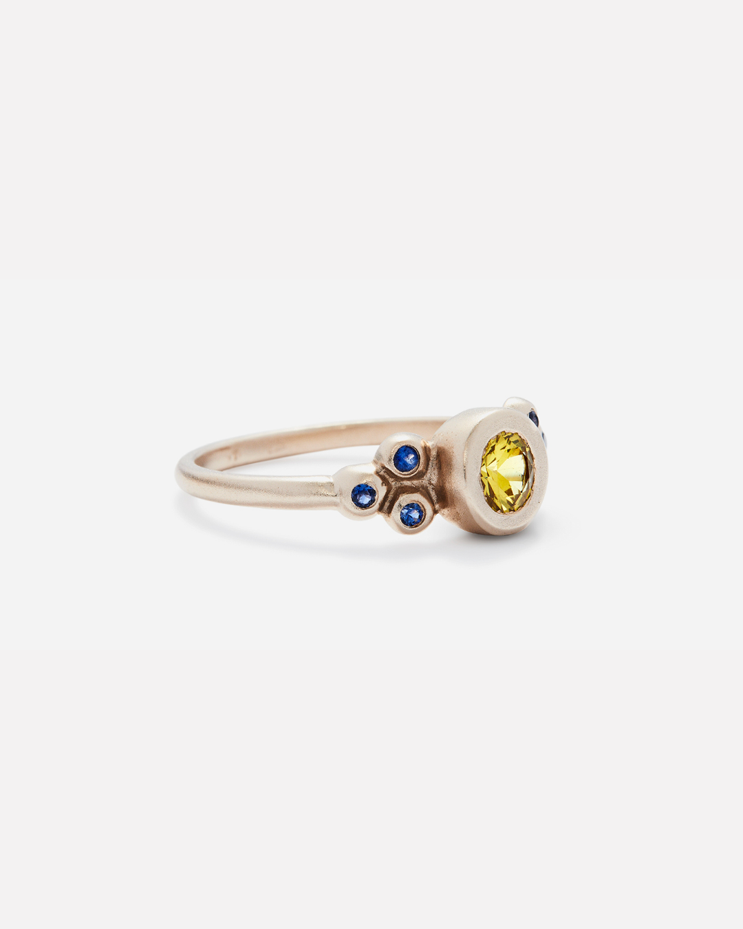 Bubble 9 / Yellow and Blue Sapphire Ring By Hiroyo