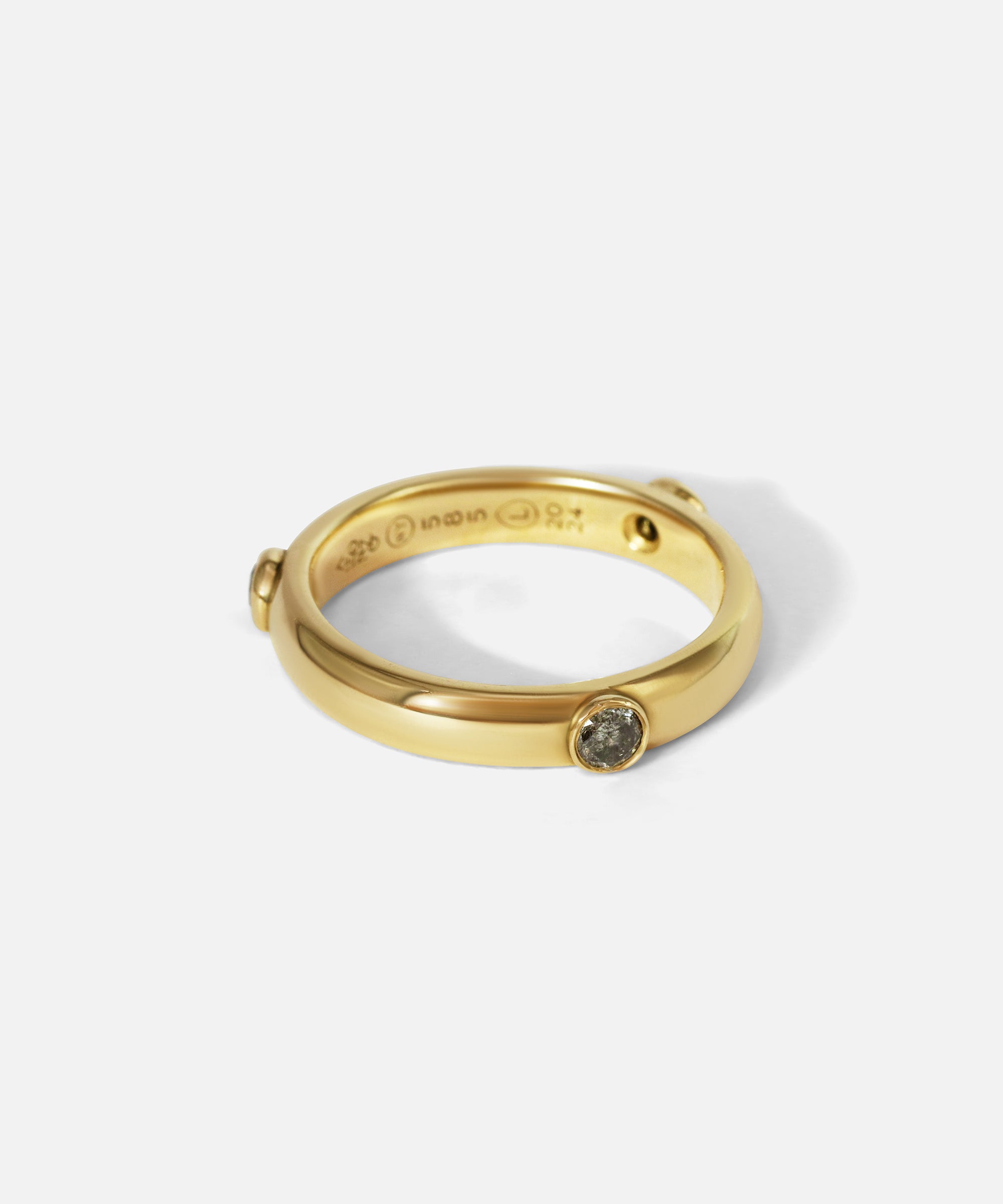 Side view of Orion Major Salt & Pepper Diamond Band