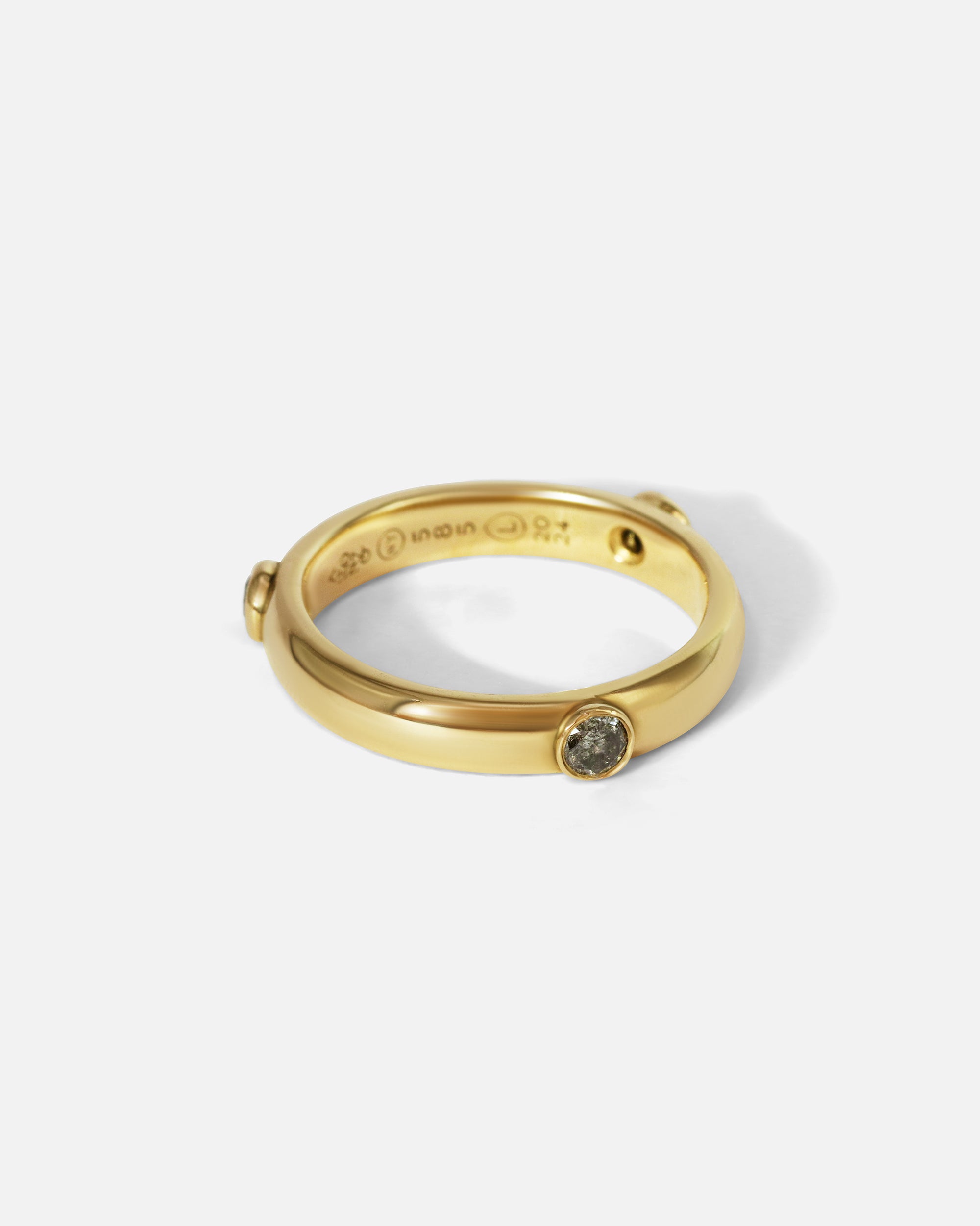 Side view of Orion Major Salt & Pepper Diamond Band