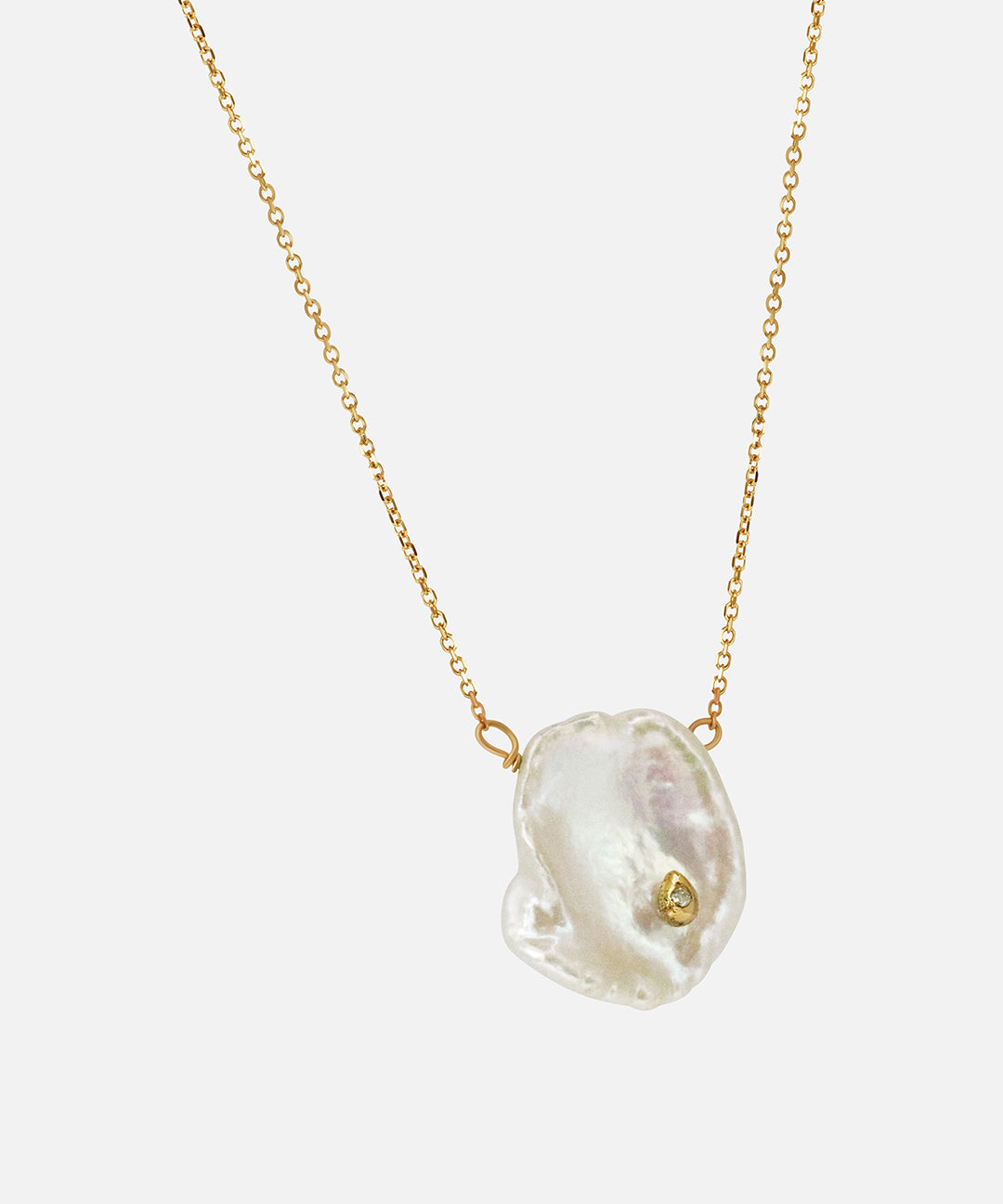 Side view of Keshi Petal / Pearl and Diamond
