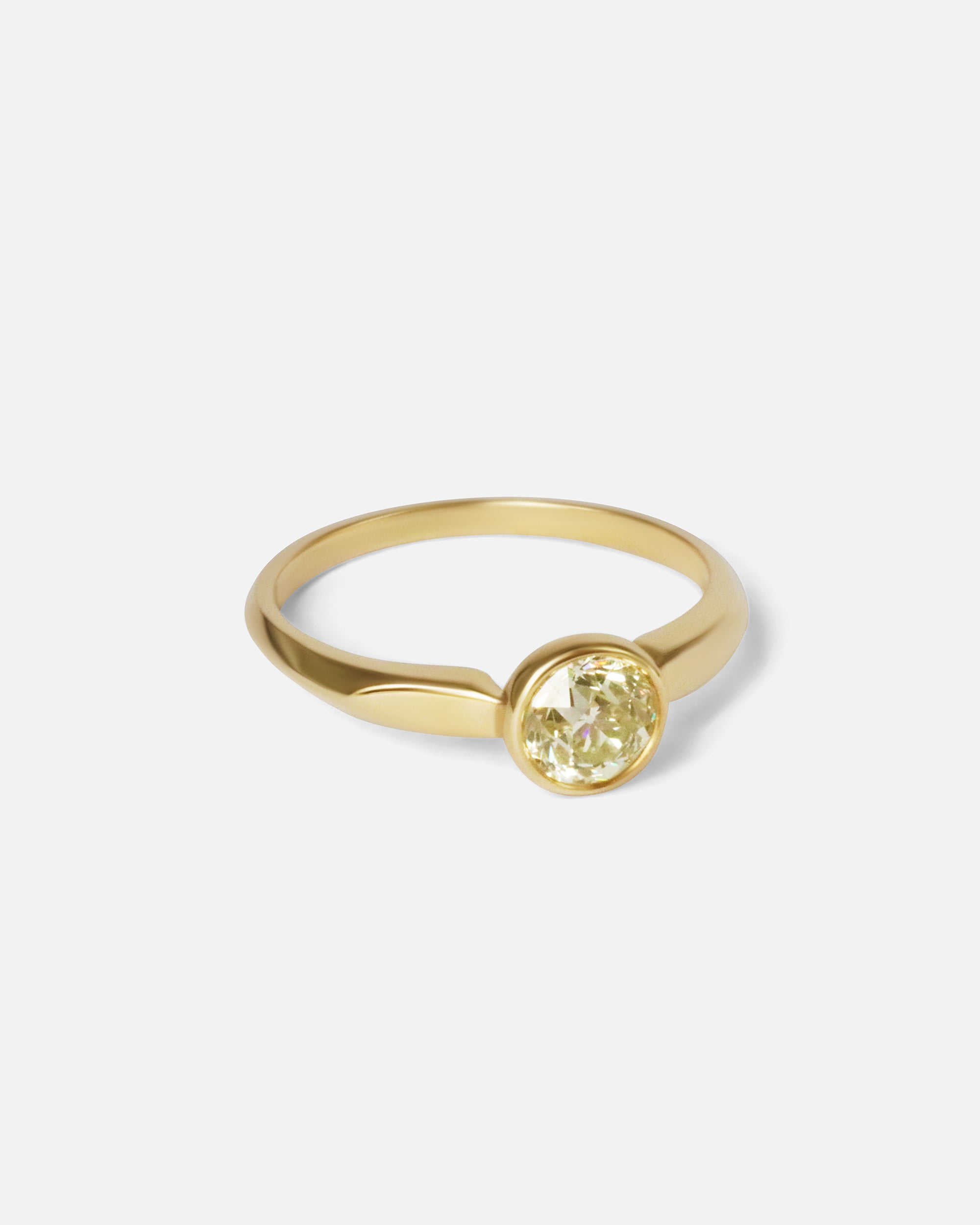 Side view of Lou / Old Euro Diamond Ring