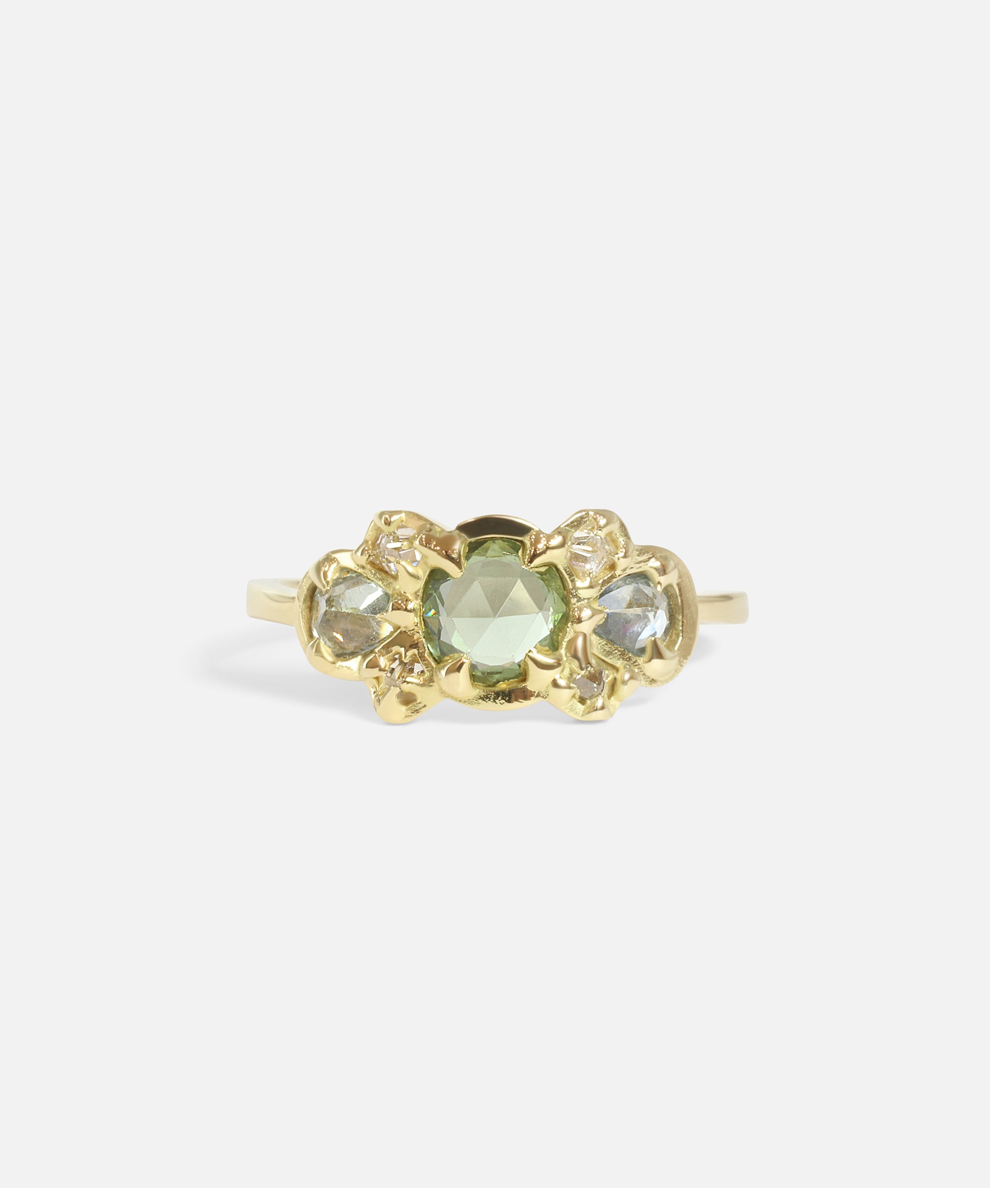 Front view of Dew 45 / Sapphire & Diamond Ring by Hiroyo