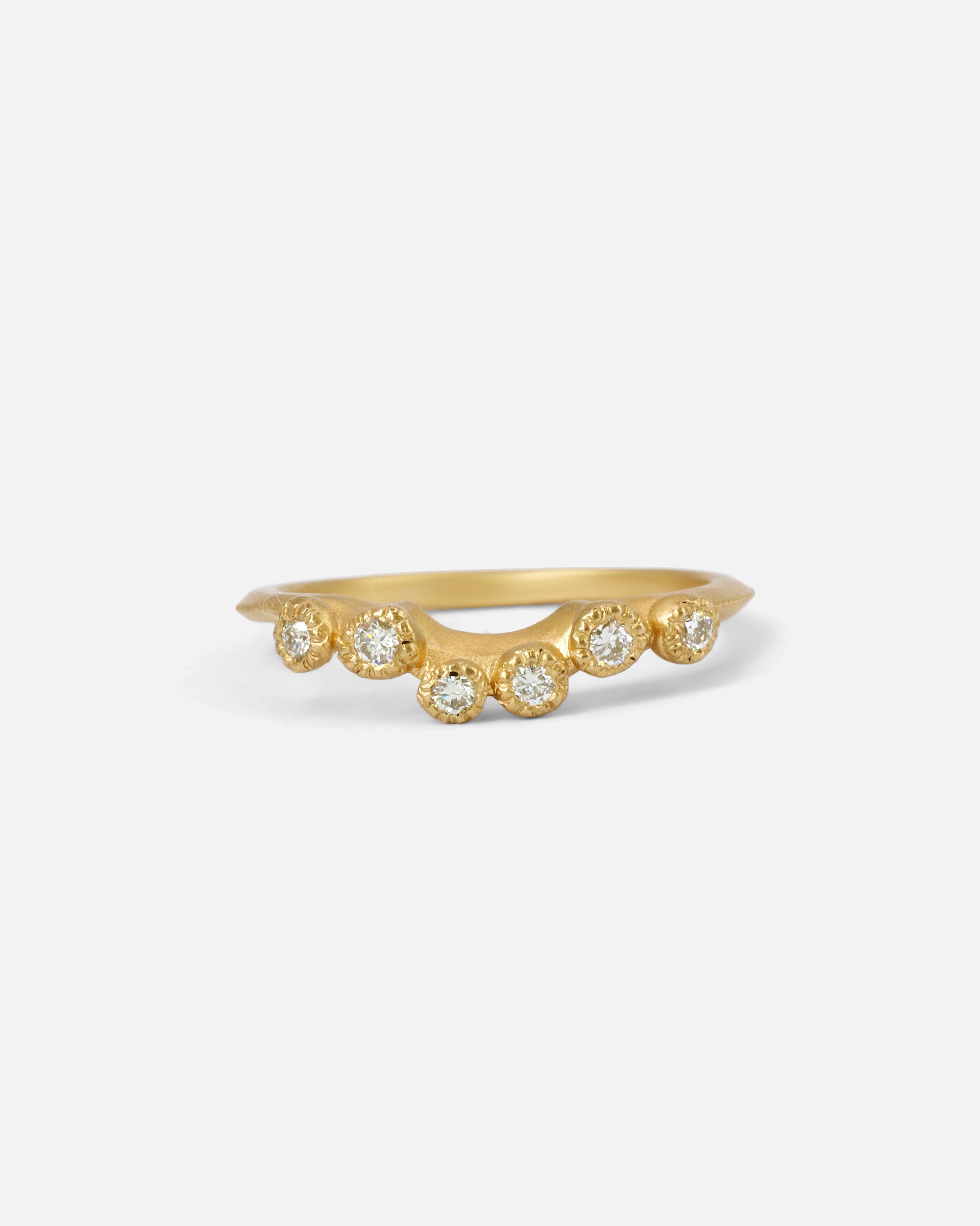 Front view of Melee 41 / White Diamonds