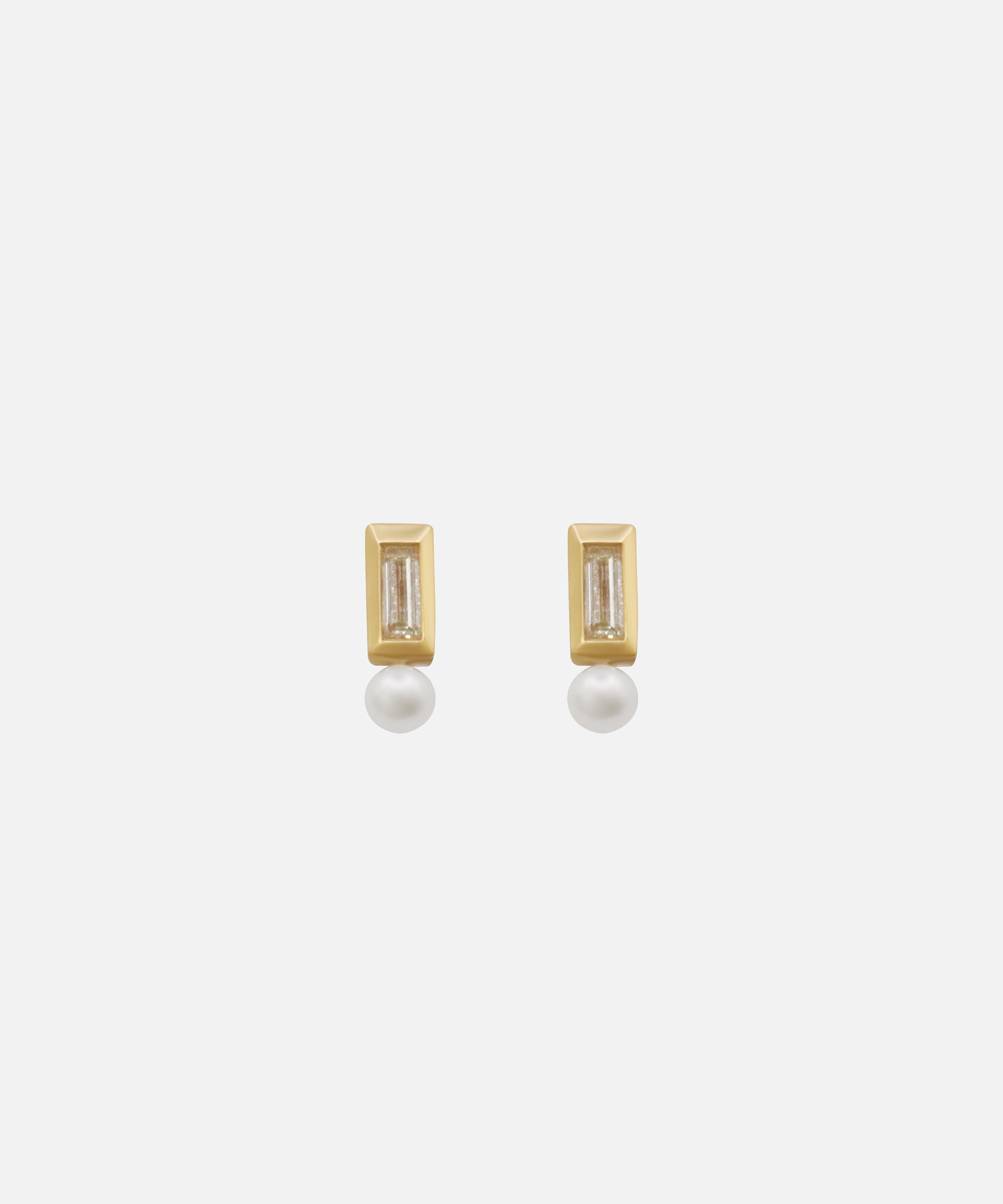 Front view of Umi / Baguette Seed Pearl Studs