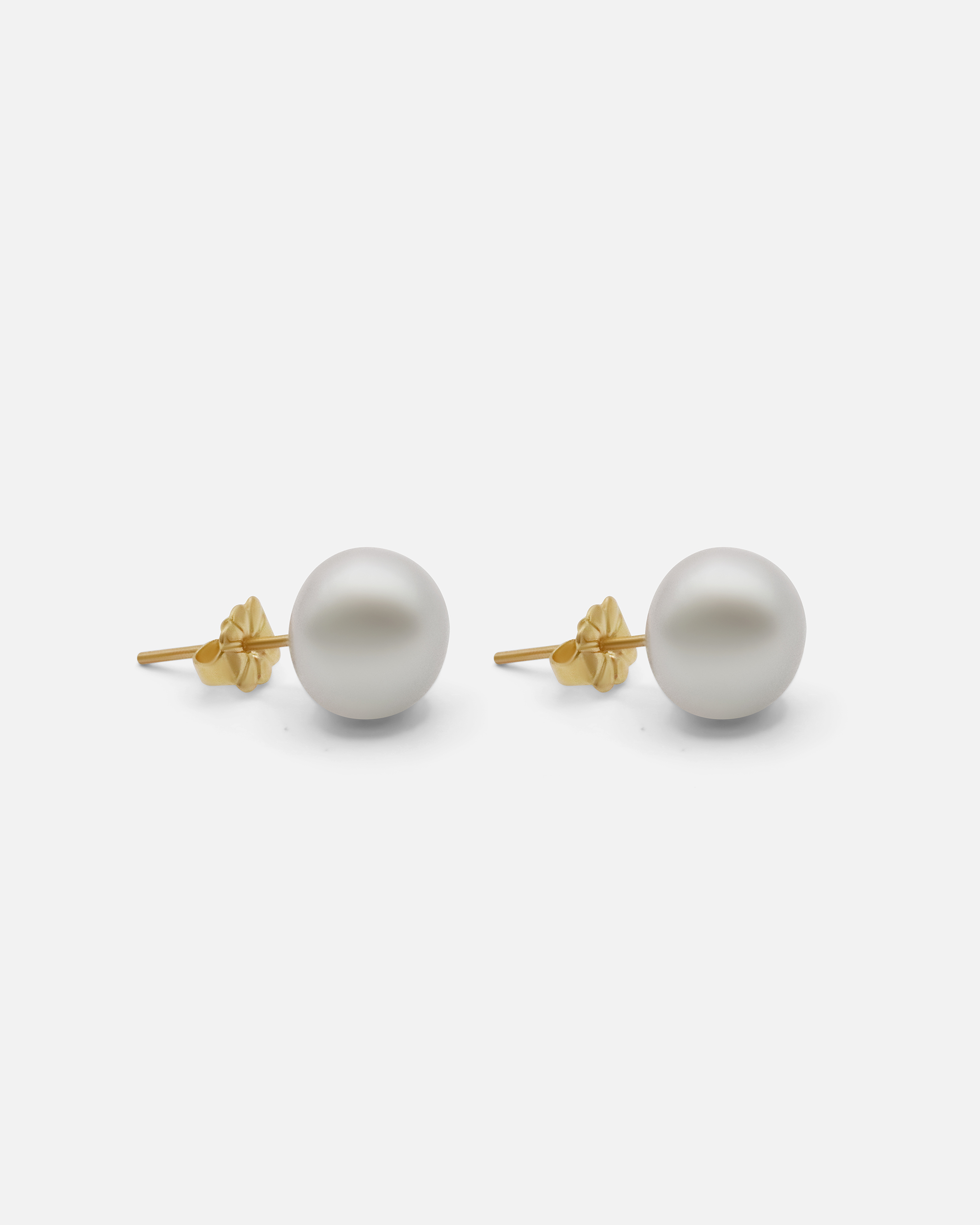 Side view of Umi / Grey Tahitian Pearl Studs
