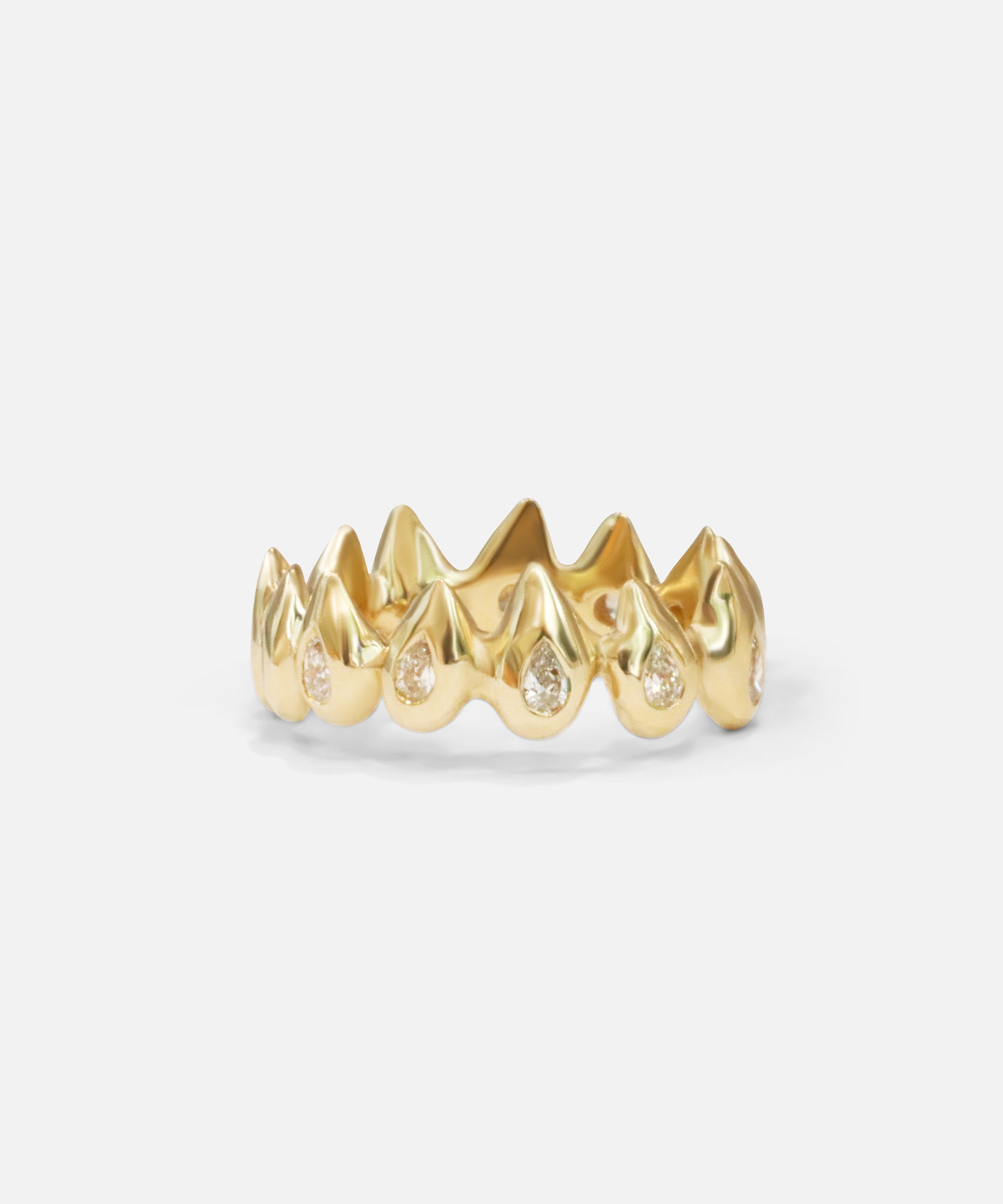 Front view of Pyrus Crown Band / Pear Diamonds
