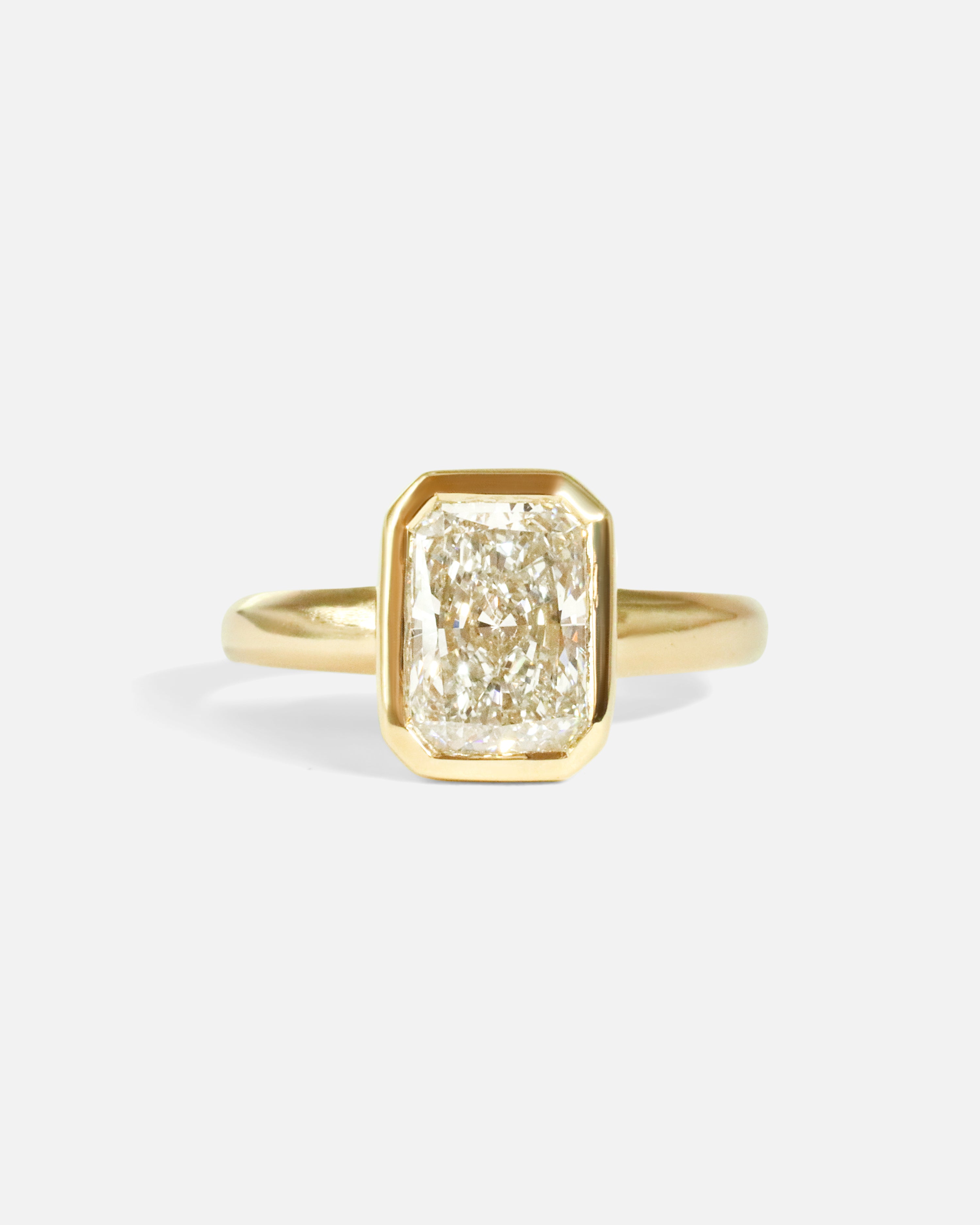 Front view of Fractal Ring / 2ct Radiant Diamond by Joko