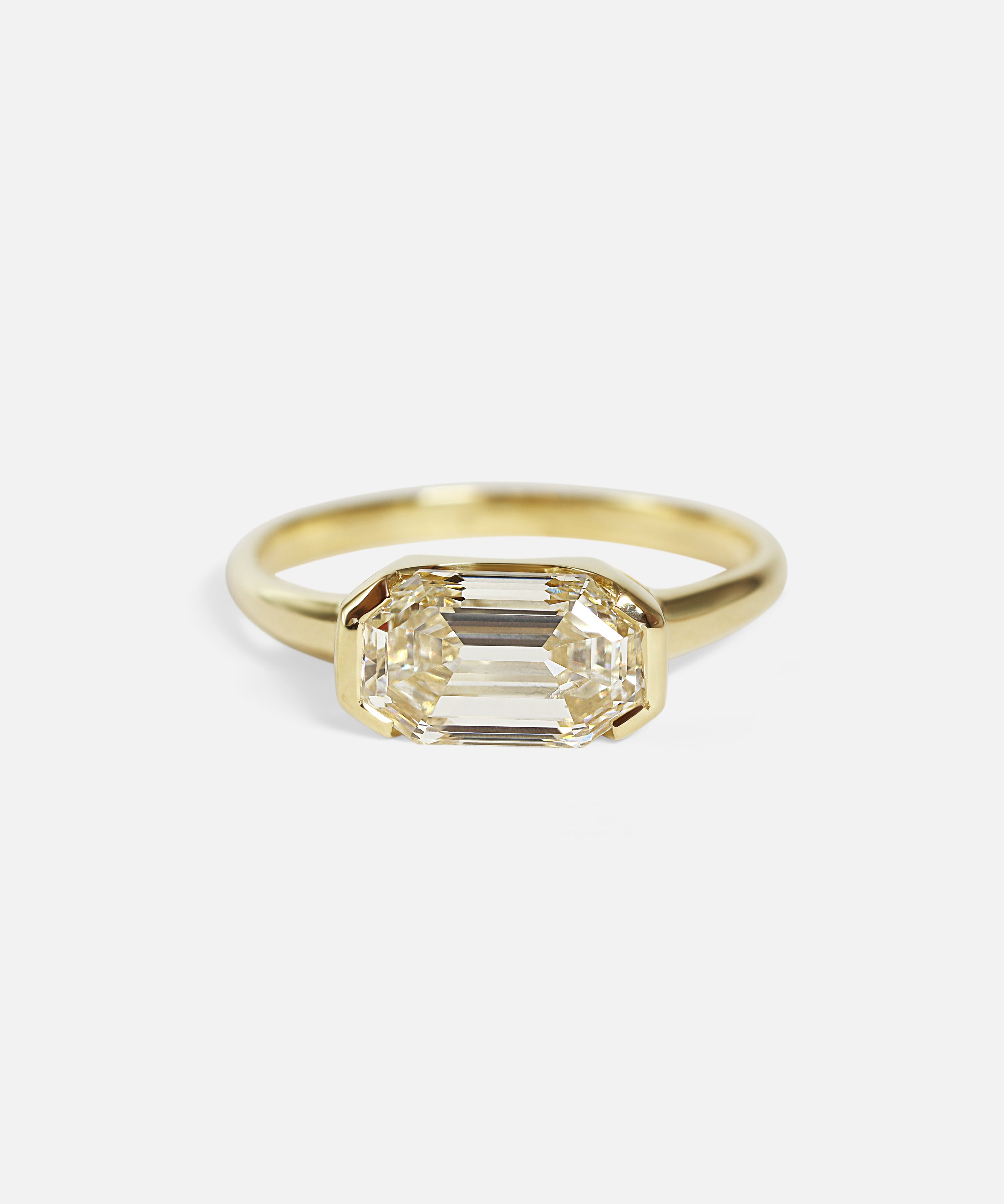 Front view of Tsurugi Ring / 2.05ct Lab Diamond by Joko