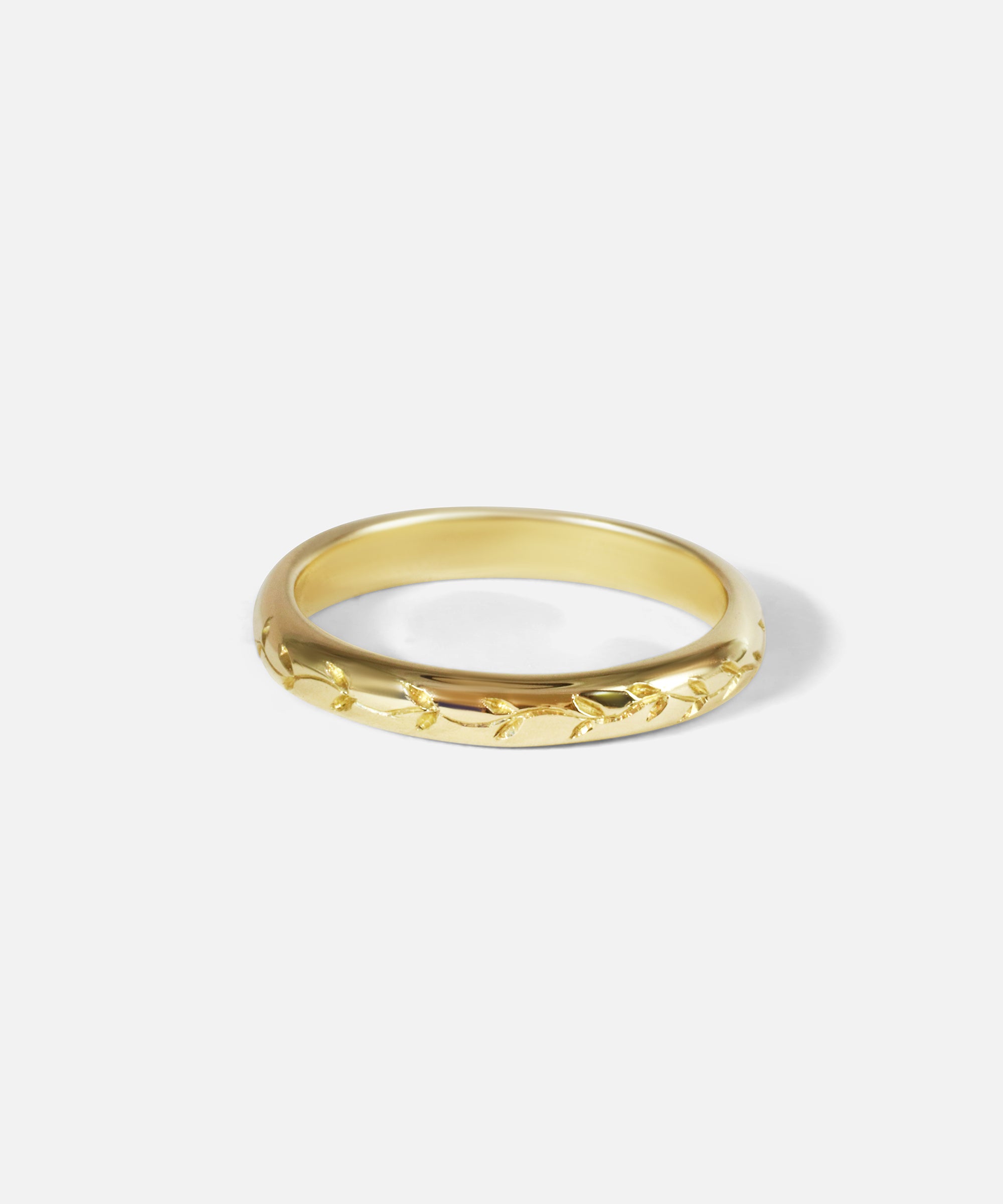 Front view of Willow Engraved Band