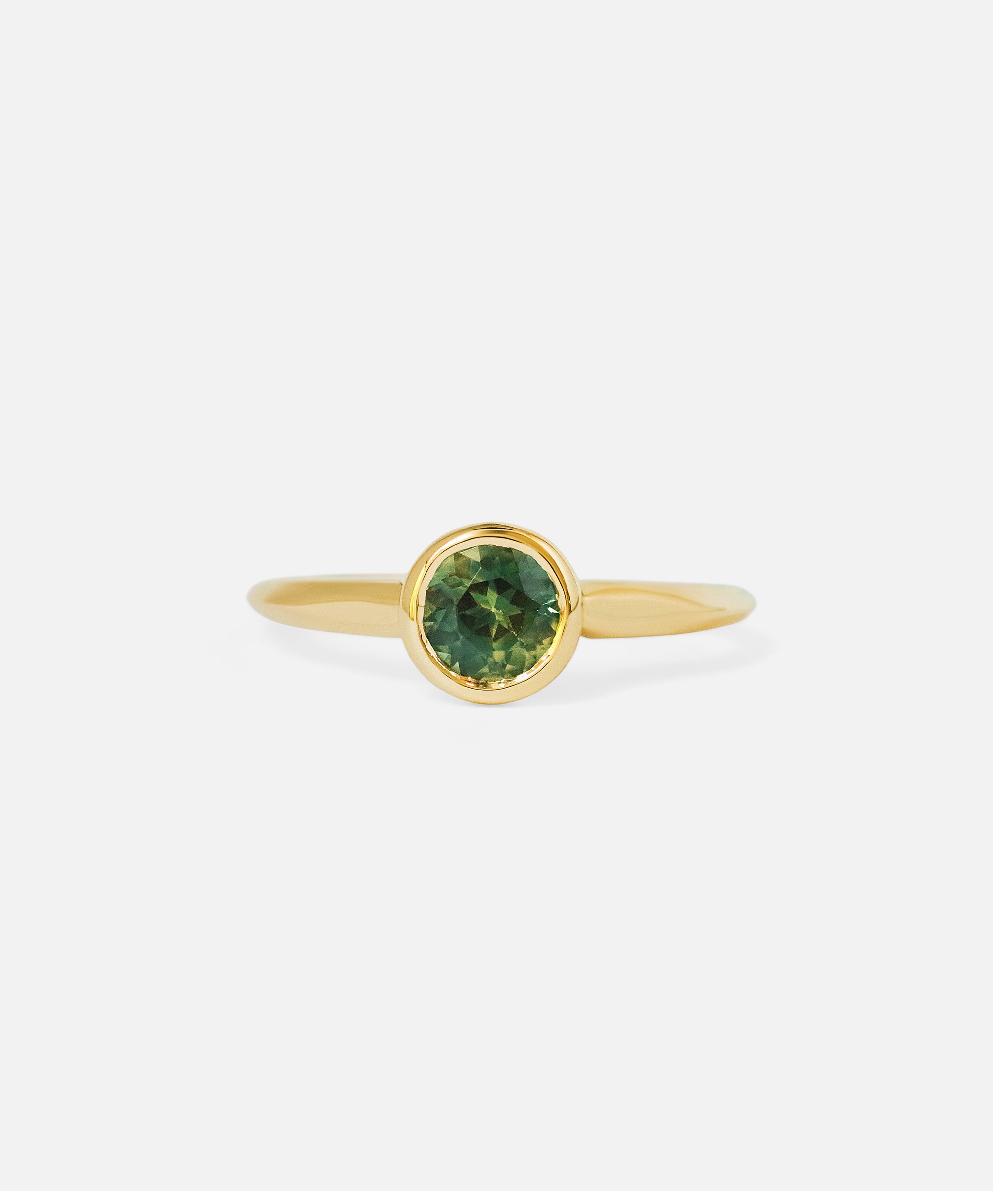 Front view of Lou / Round Sapphire Ring by Casual Seance