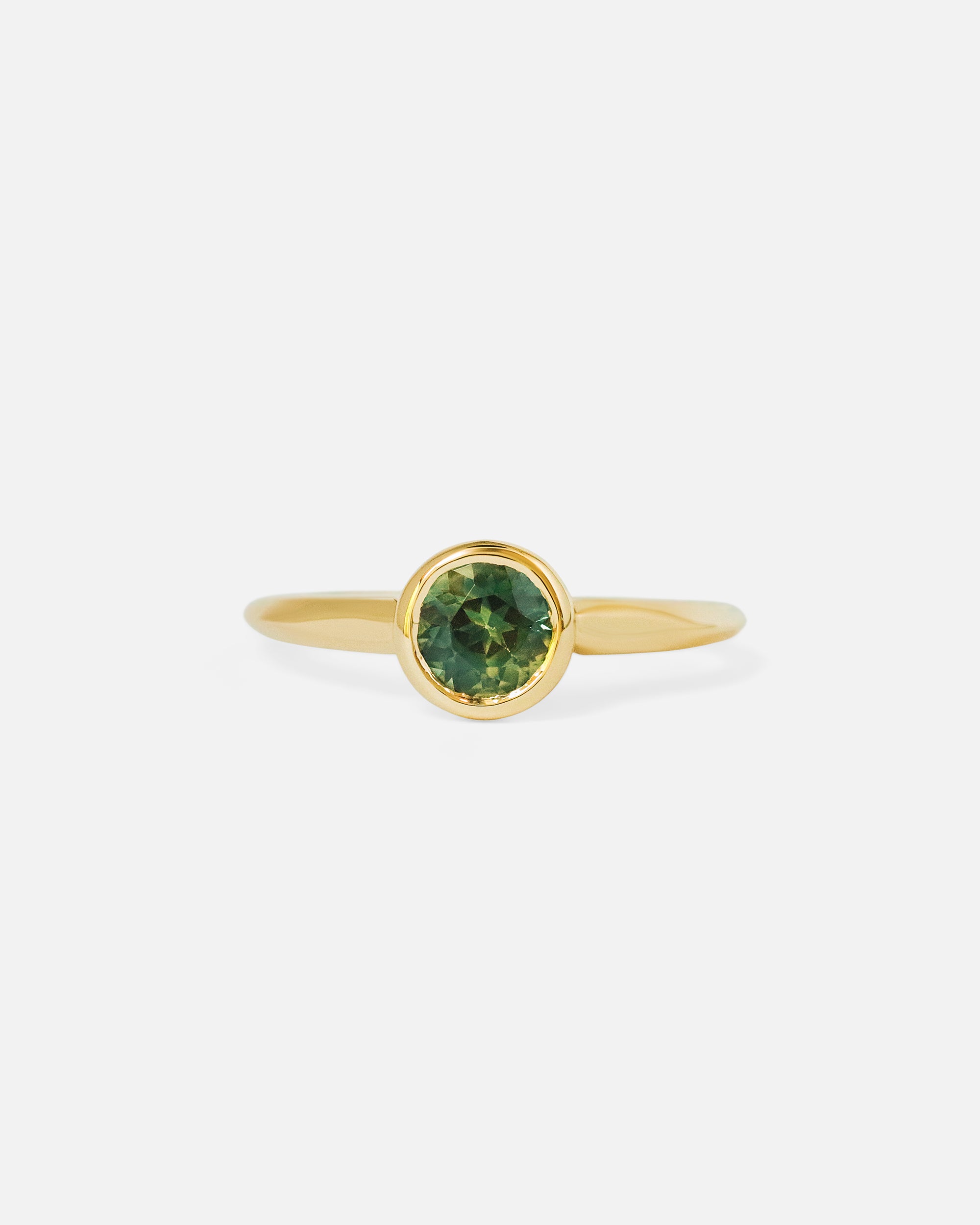 Front view of Lou / Round Sapphire Ring by Casual Seance