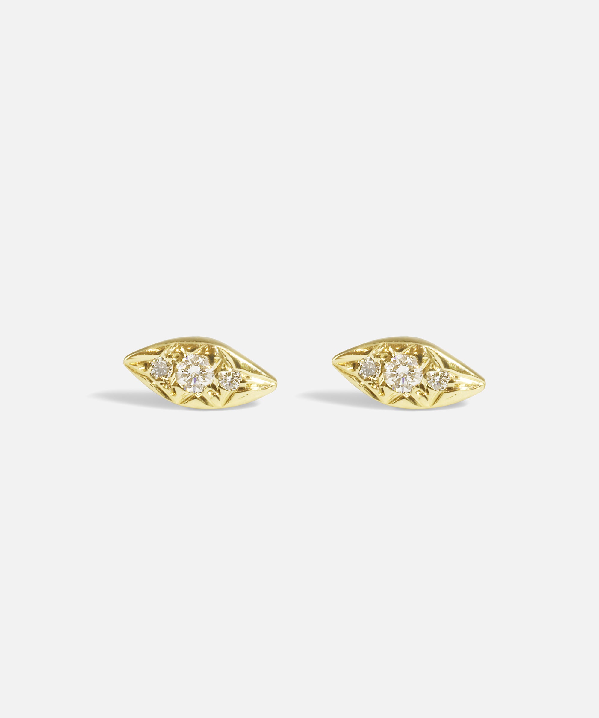 Front view of Diamond Kite / Studs by Nishi