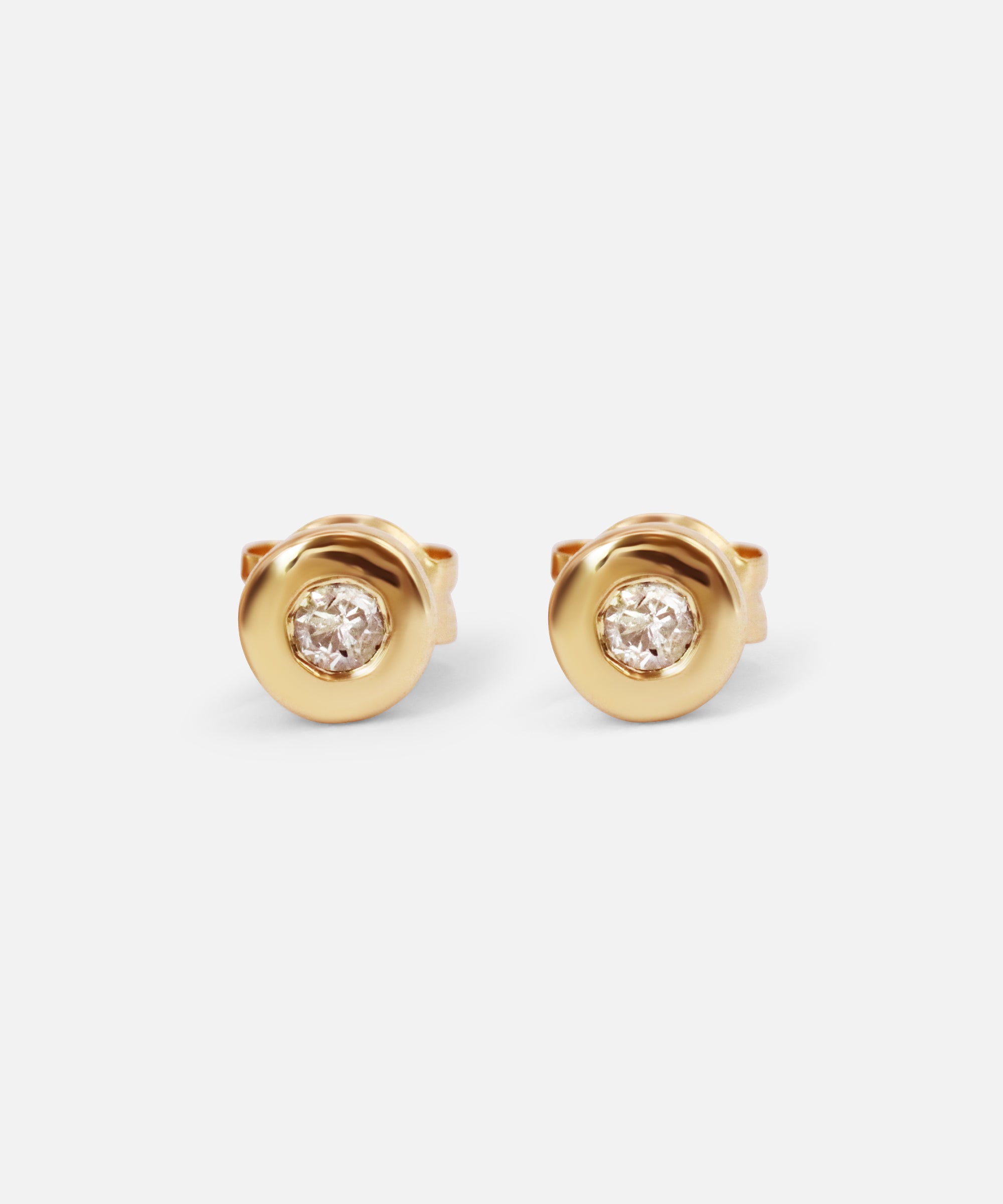 Diamond Pebble / Studs By Nishi